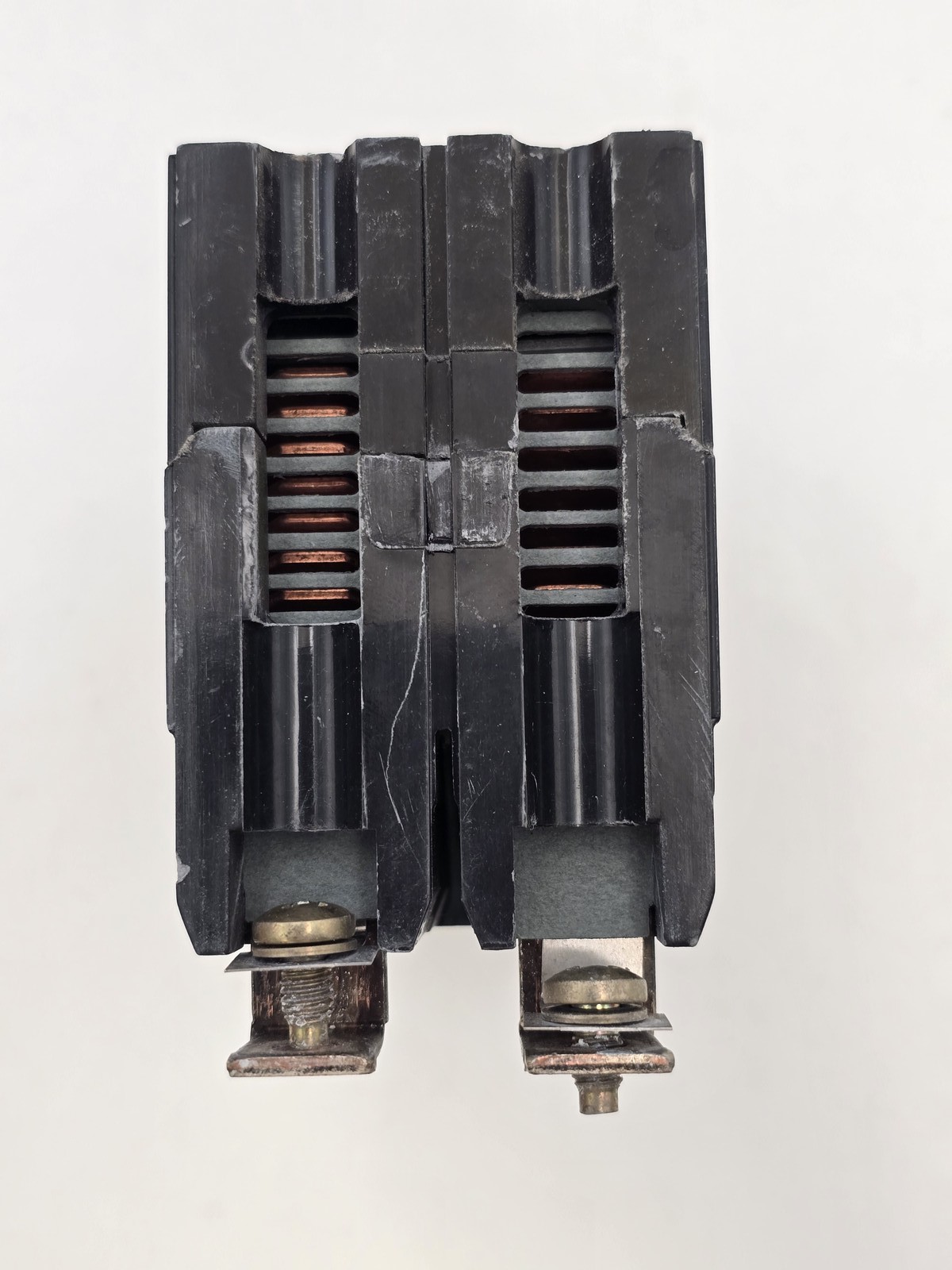 General Electric TEY230M02 Bolt-On Circuit Breaker 30A 2P 480/277V 14KA TEYM02