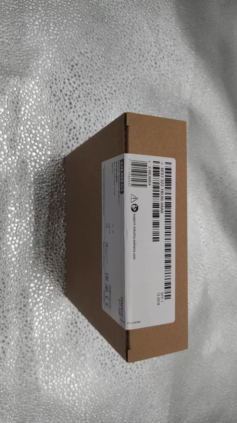 6ES7322-1BL00-0AA0 New Siemens SIMATIC S7-300 6ES7322-1BL00-0AA0 Output Module #