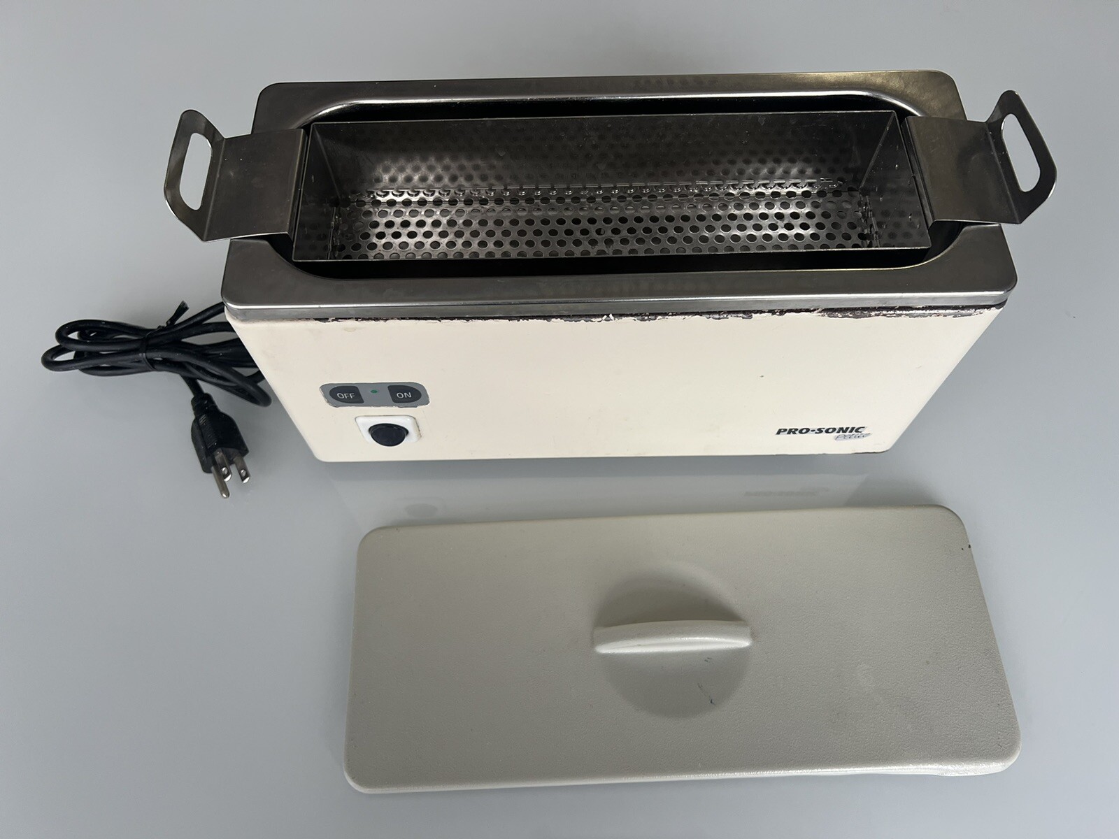 BRANSON PROSONIC Ultrasonic Cleaner Model: B300