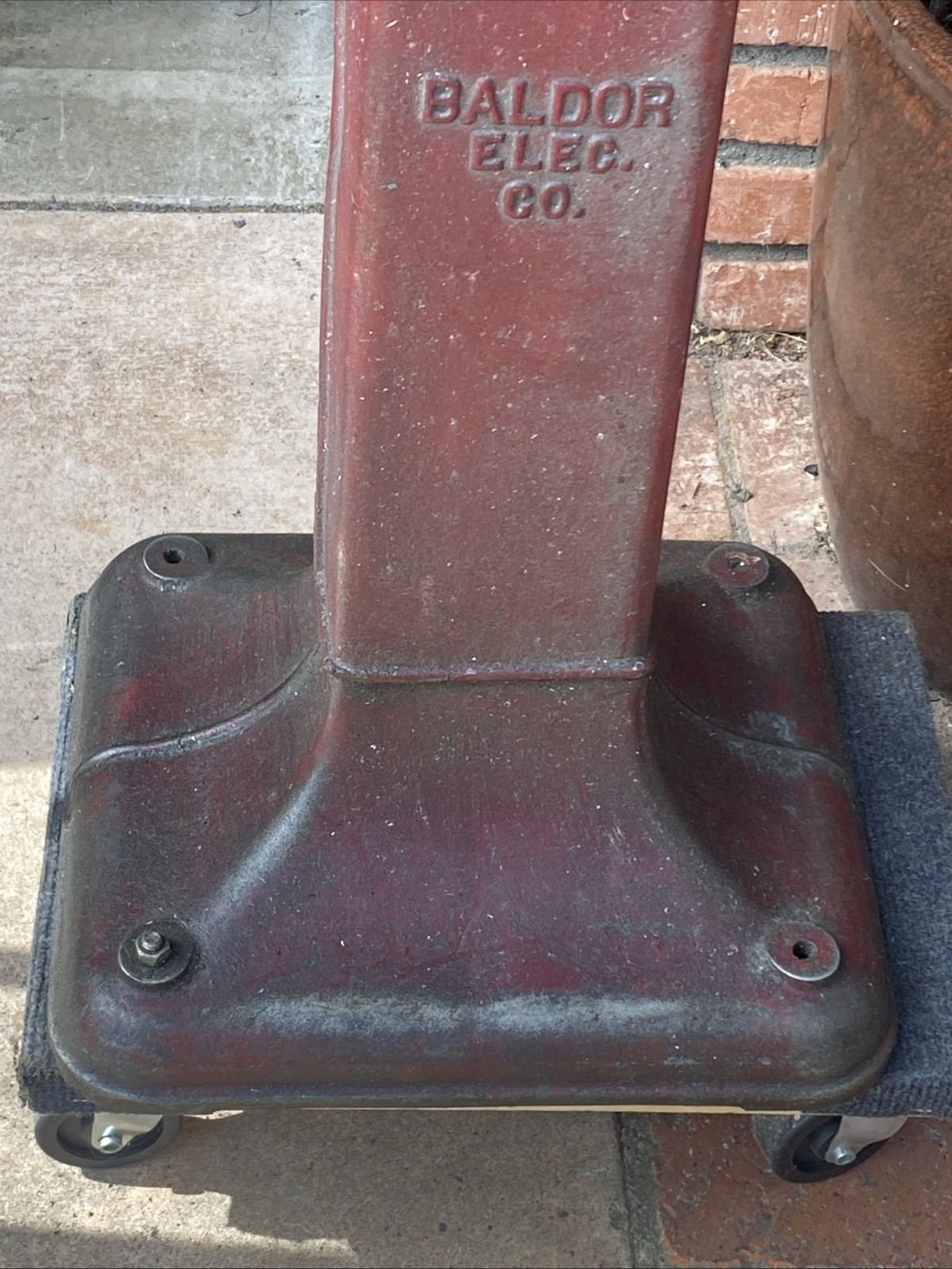 VINTAGE! BALDOR CAST IRON PEDESTAL GRINDER & BUFFER STAND FOR 6», 7», 8»