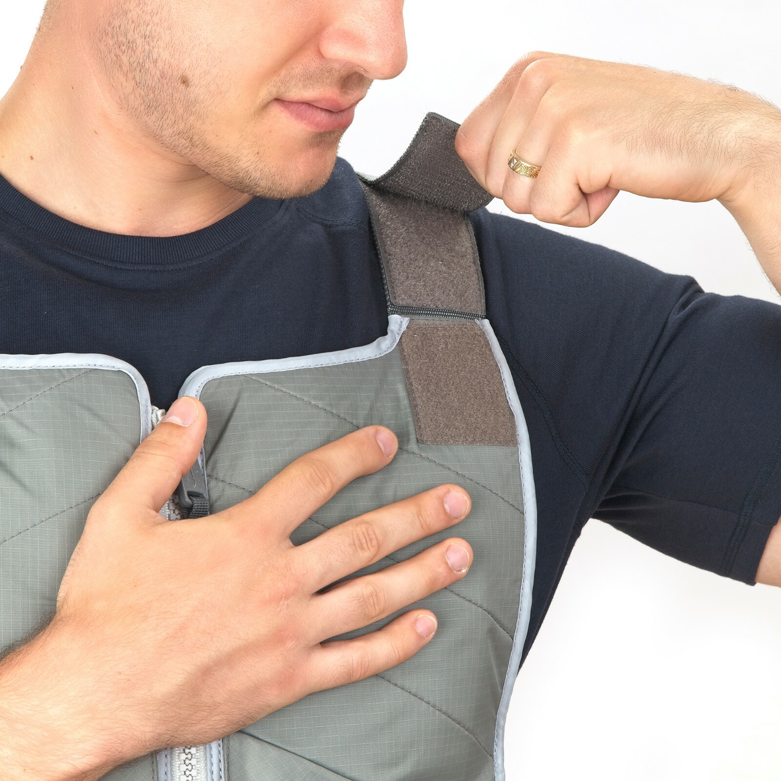 FlexiFreeze Ice Vest Pro Series – Personal Cooling Heat Relief (Hi-Vis)