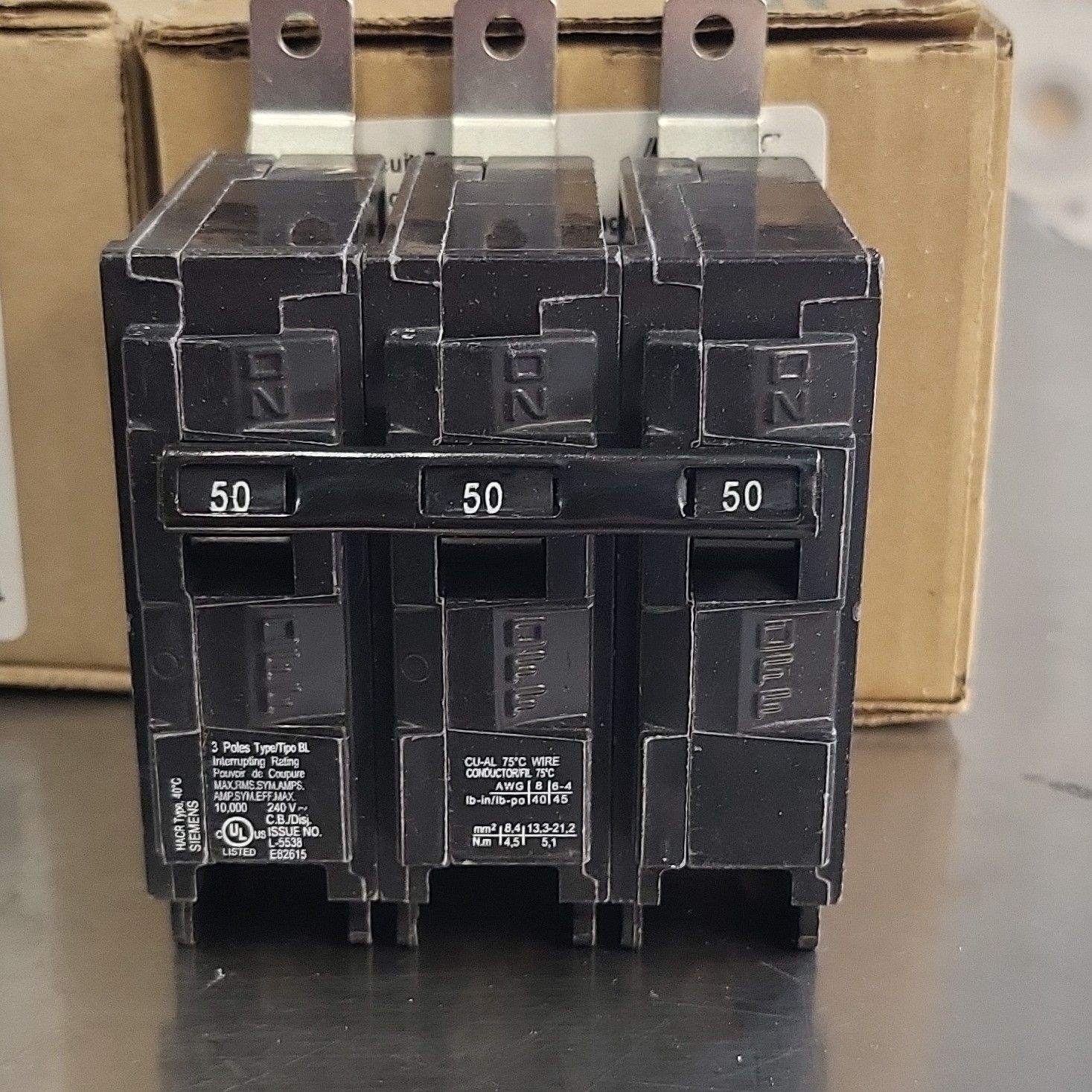 Siemens B350 50A 3-Pole 240V Bolt-On Thermal Overload Protection Breaker