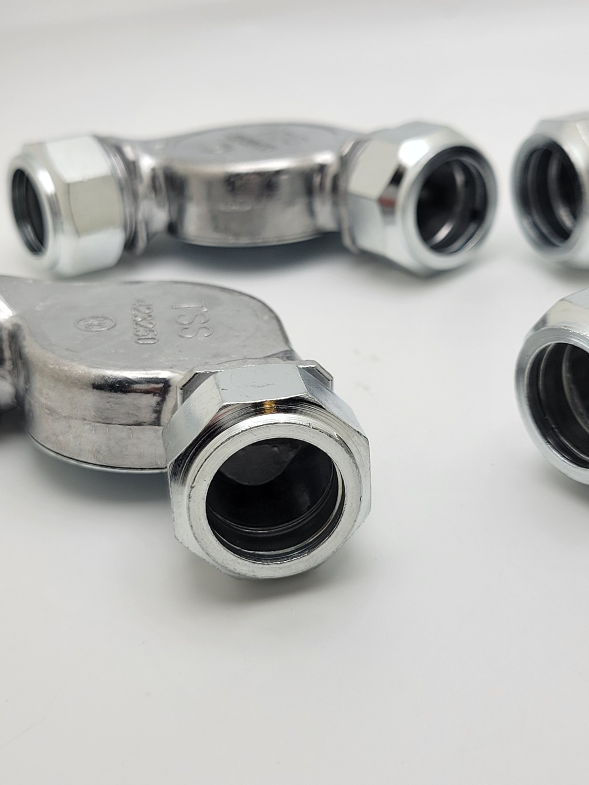 ANSUL – TYCO TSS COMPRESSION STYLE CORNER PULLEY 423250 Set of 4