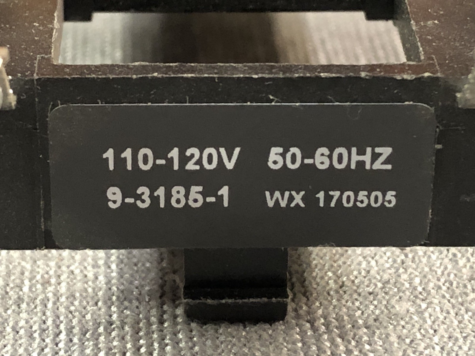 (1) Eaton 9-3185-1 Contactor Coil C25 Definite Purpose 110/120V 50/60Hz 15-40A