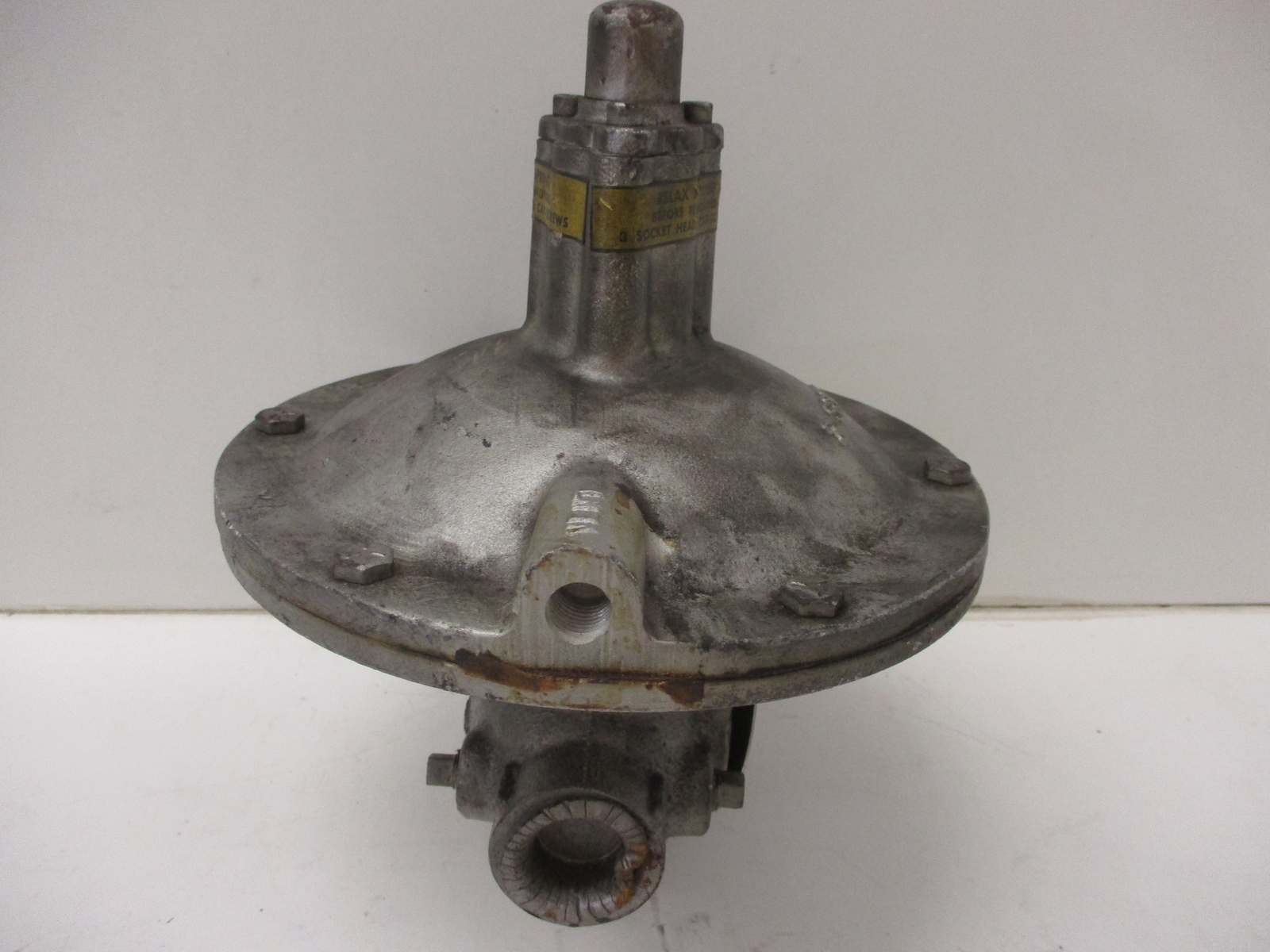 NORTH AMERICAN MFG. 7349-G-0 GAS REGULATOR 2-3887