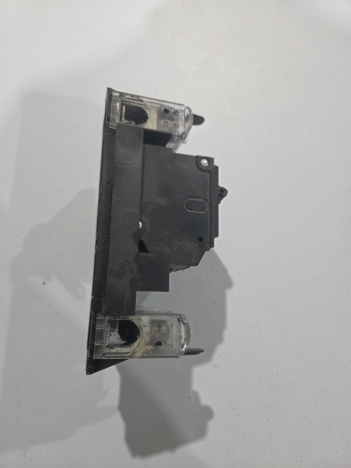 GE THQMV200WL 200 Amp 120/240 Volt 2-Pole Plug-In Mount Main Circuit Breaker