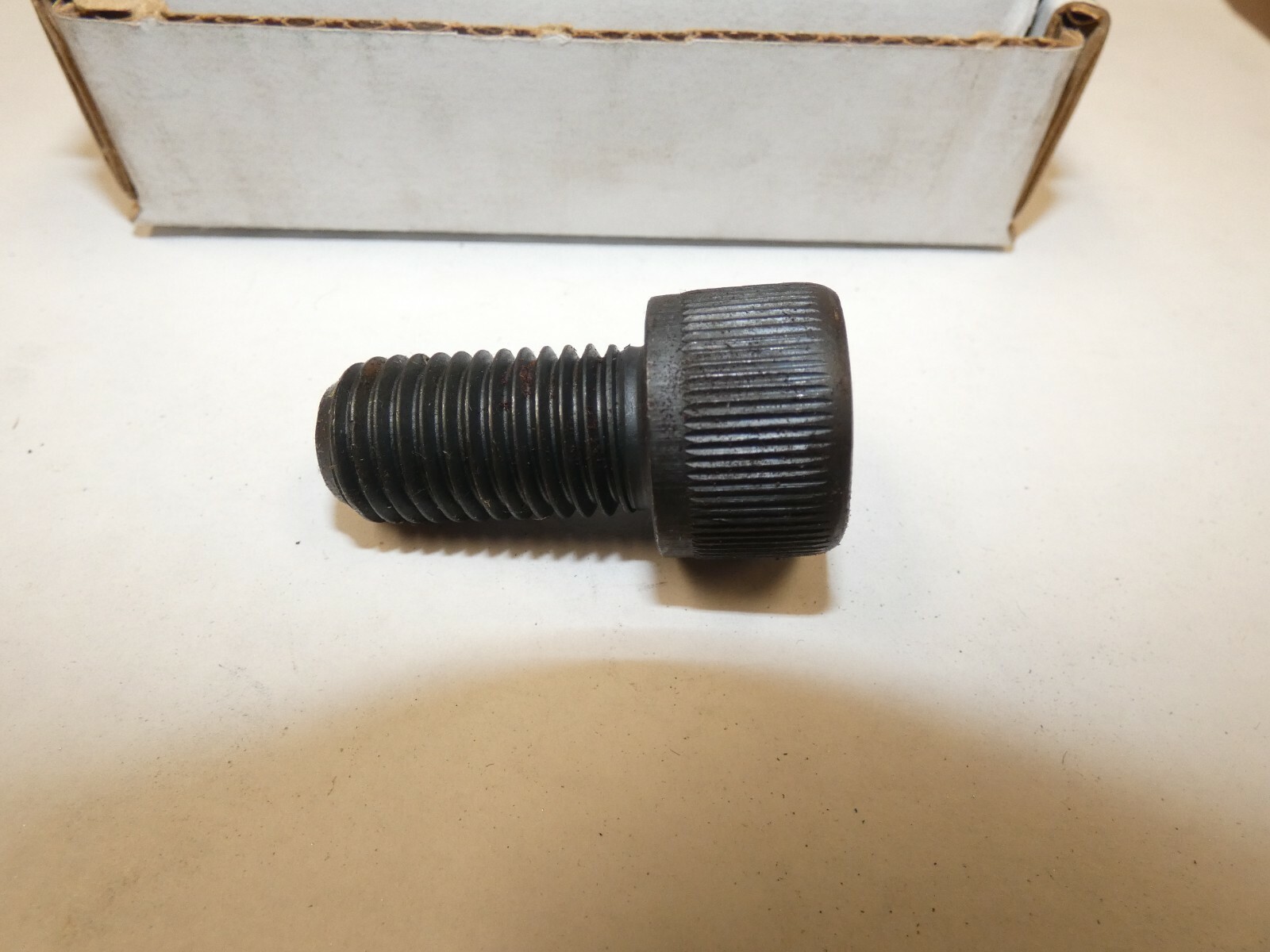M16-2.0 x 30mm ISO 4762 Hex Drive Class Black Oxide Finish, 5 ct