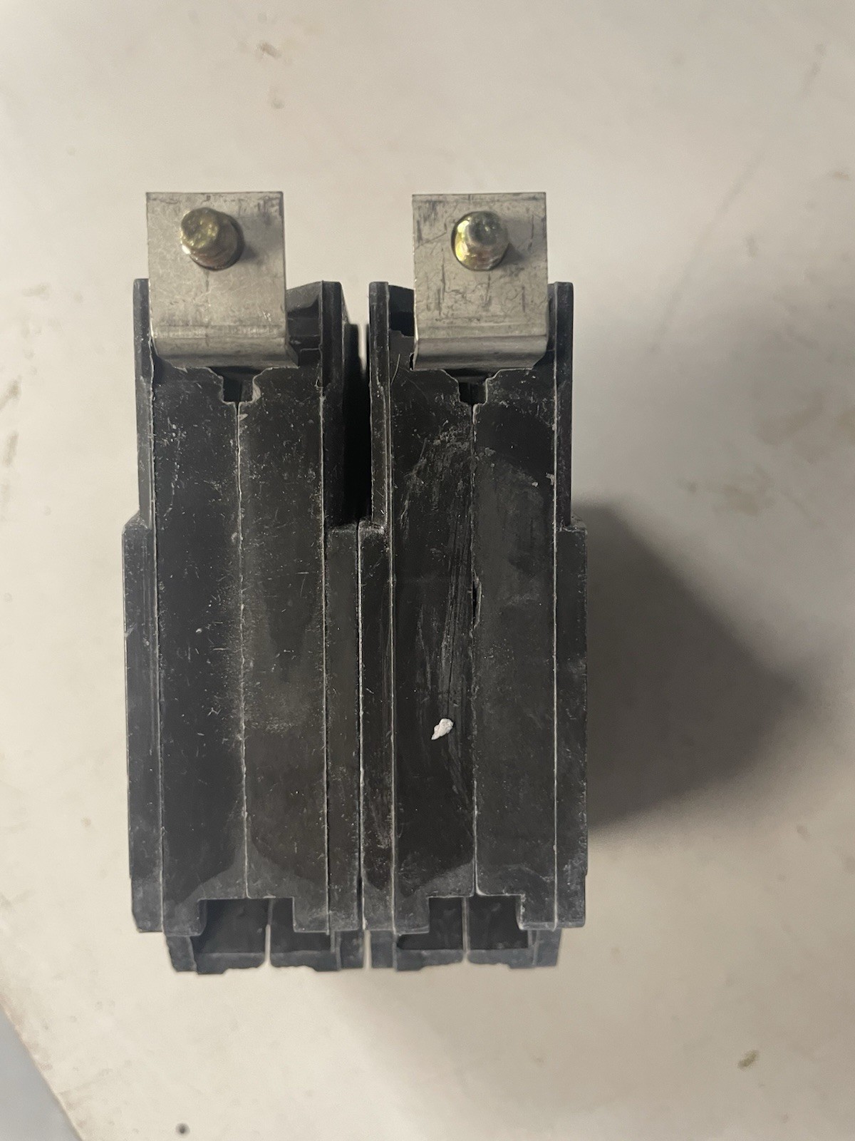 GE THQB2130 2 Pole 30A 240V Circuit Breaker Molded Case