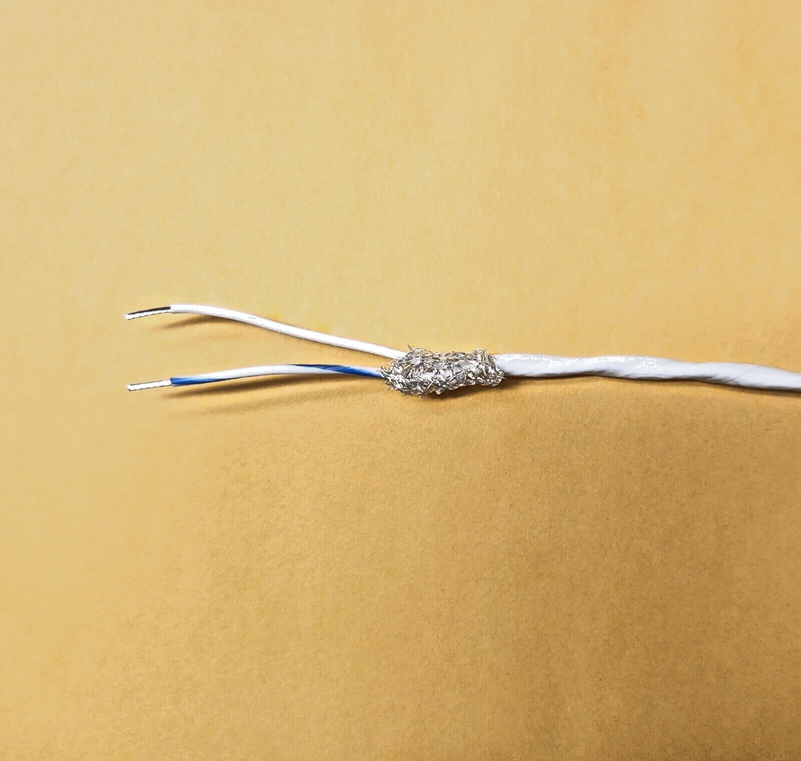 Wire Mil-Spec (PTFE) 22 AWG 2 Cond, Shielded Silver Plated Copper Stranded 10 ft