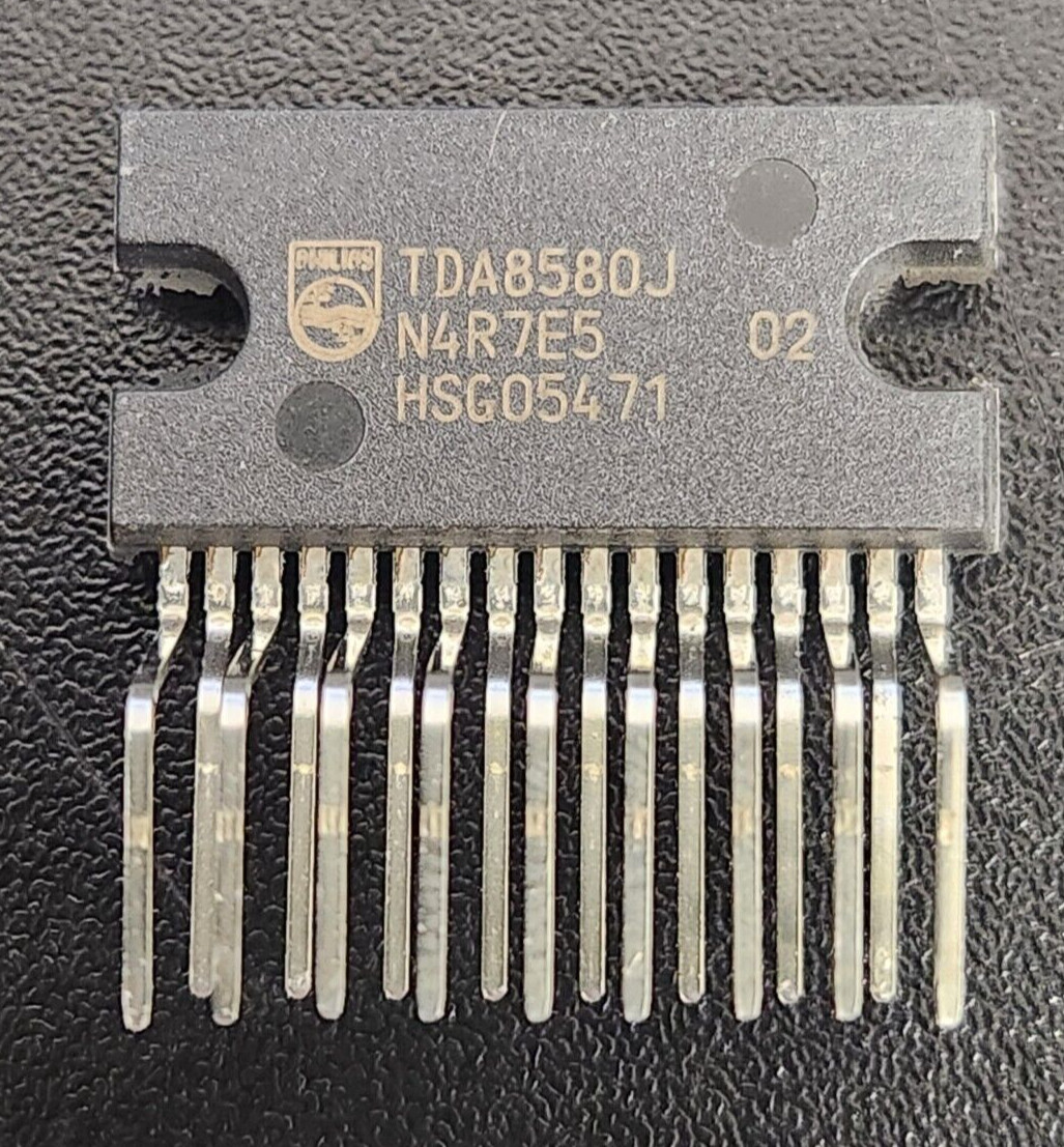 (1 PC) TDA8580J/N1,112 PHILIPS