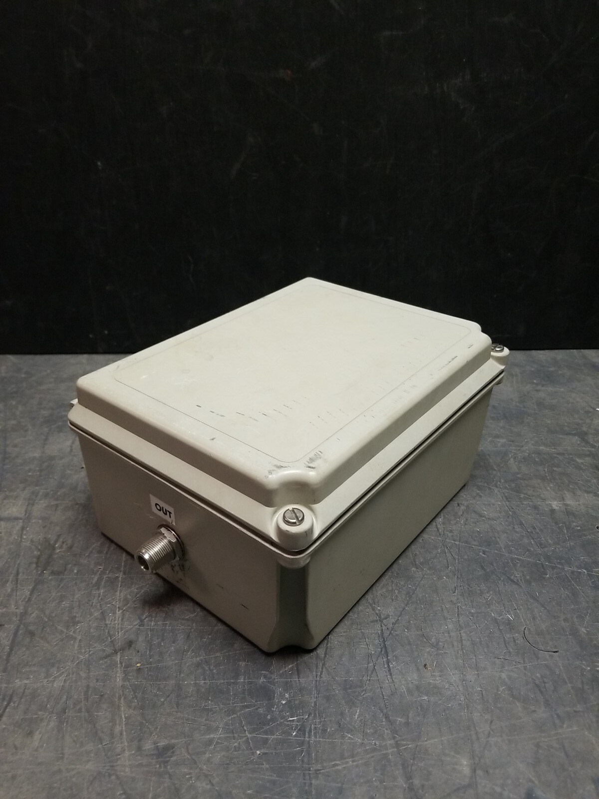 BLOCK DOWN CONVERTER, 1.99 – 2.5GHz in Hoffman Enclosure