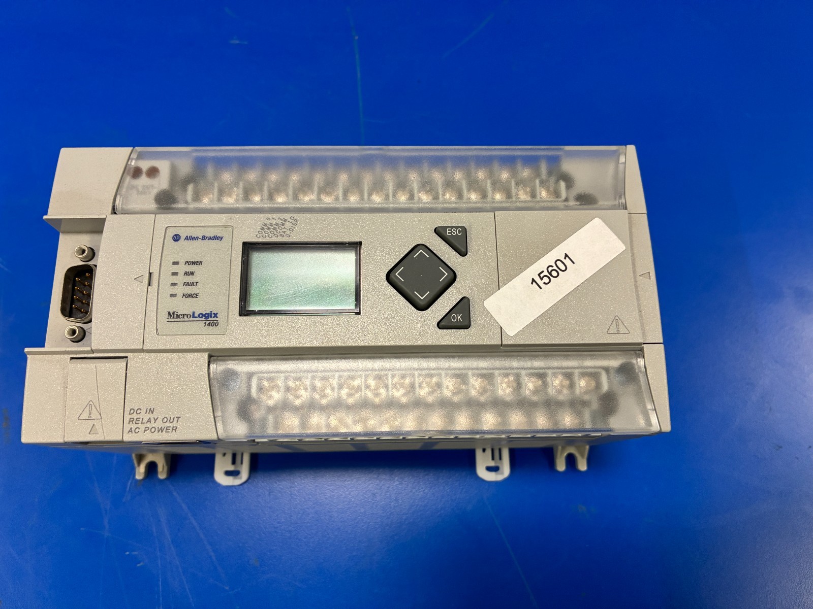 15601 Allen Bradley PN 70594 micrologic 1400 32 point controller cat: 1766-L32bw
