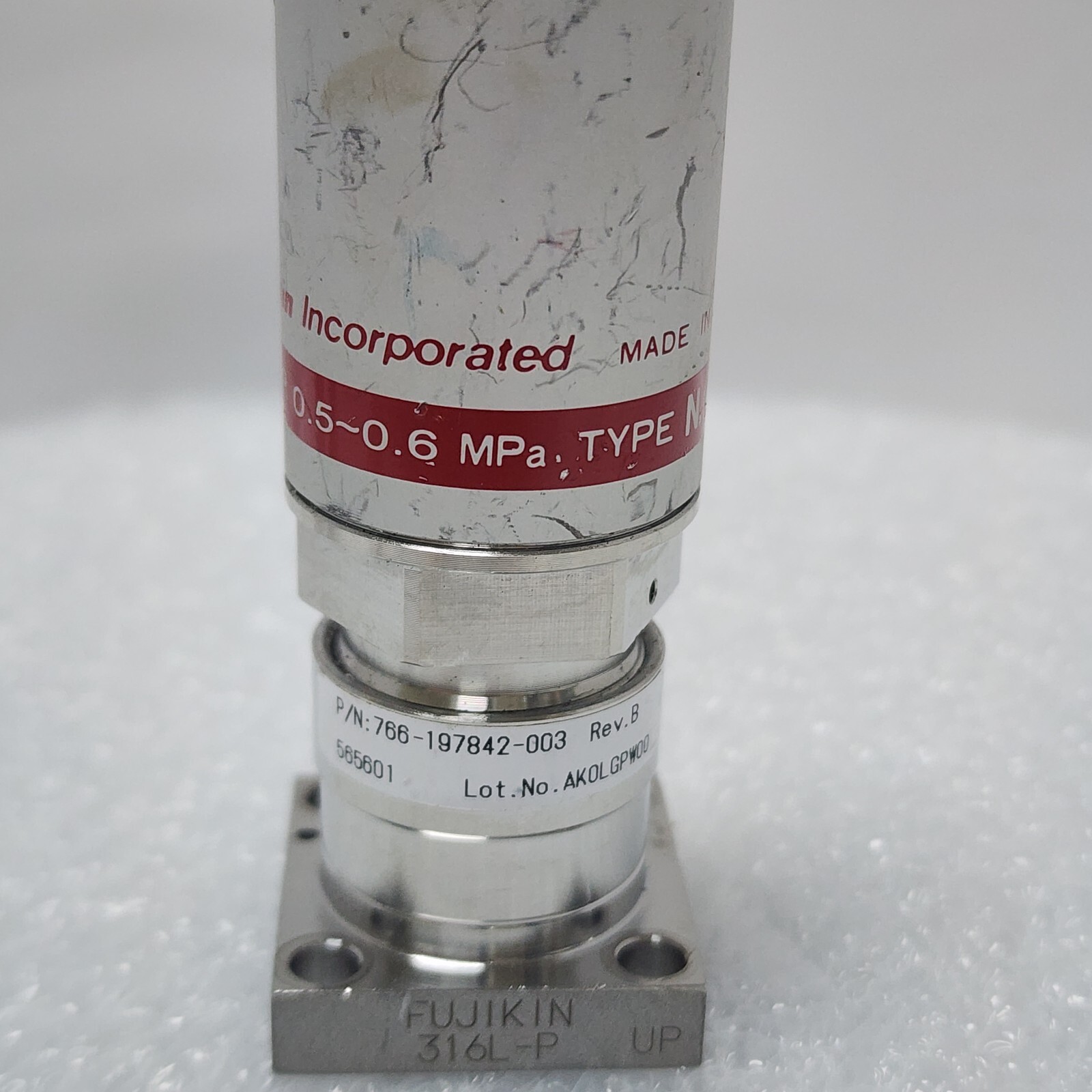 Fujikin 0.P. 0.5-0.6 MPa, Lam 766-197842-003 Rev B Type N.C. Valve, Jp,_96969