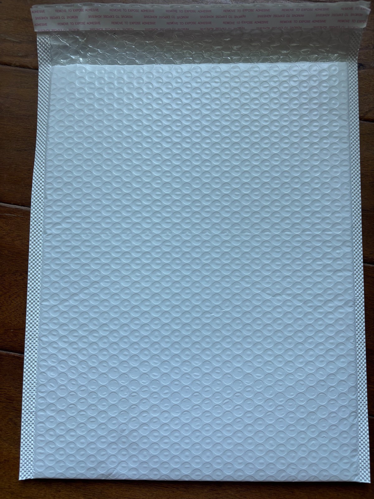 Bubble envelope shipping bags, self-seal, 29 cm (11.4 inch)*36 cm (14.2 inch)