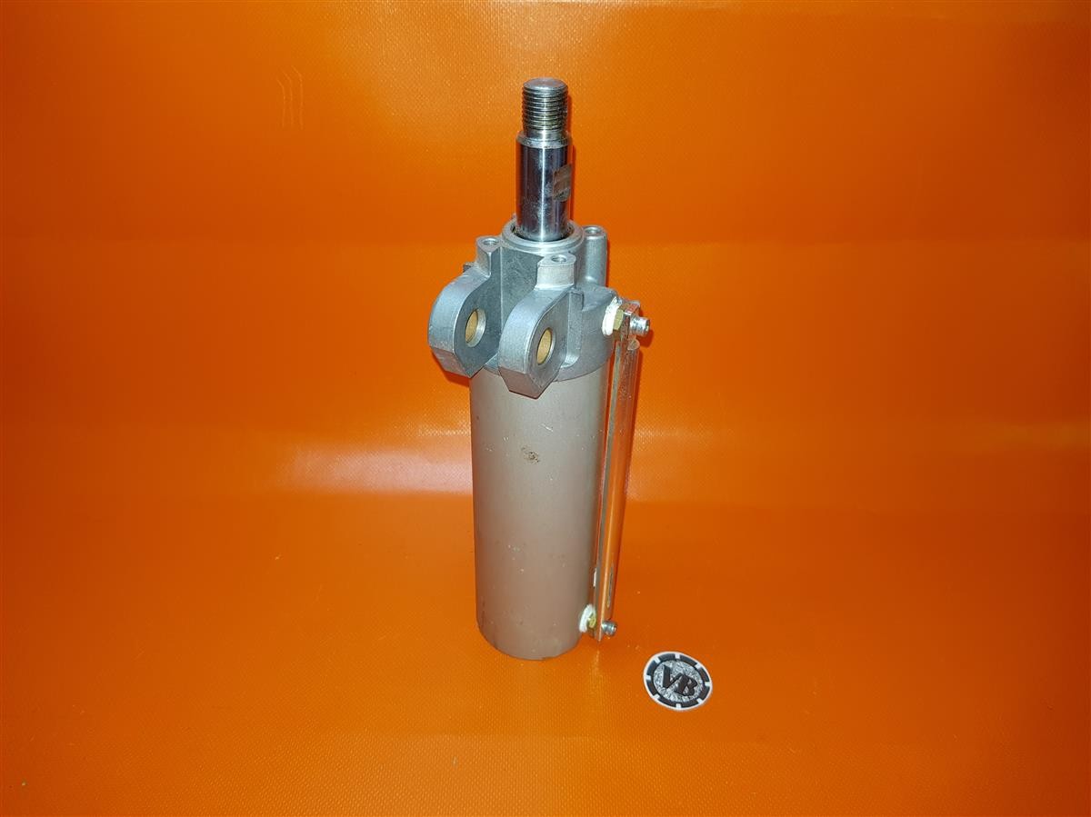 SMC Pneumatic Cylinder Type: CKG1A50-100Y -P5DWLS-X1819 / *Max. Press. 1.0 MPa