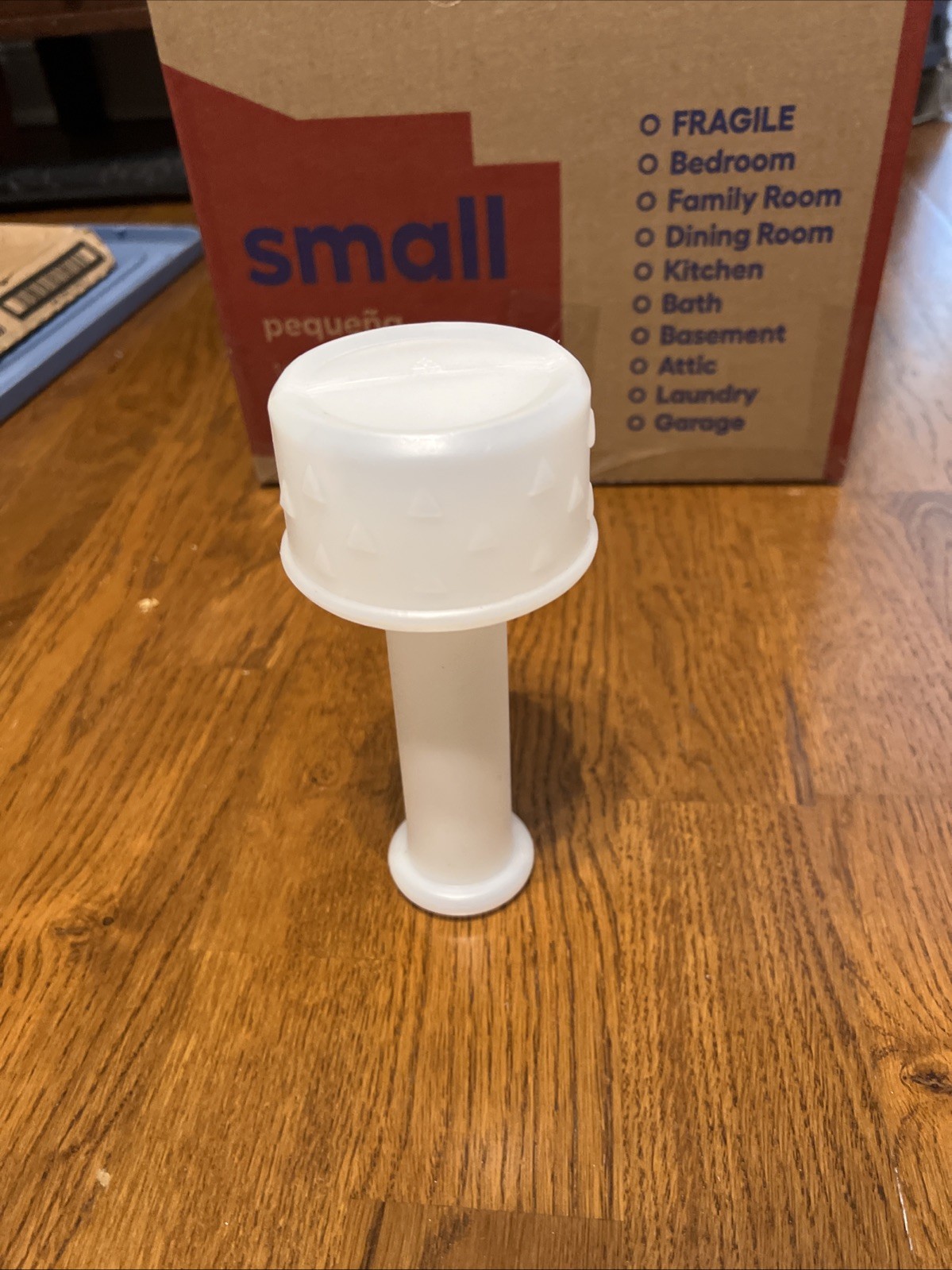 White Plastic Handle Stretch Wrap Dispenser ( Pack of 1 ) ( No Film Included )
