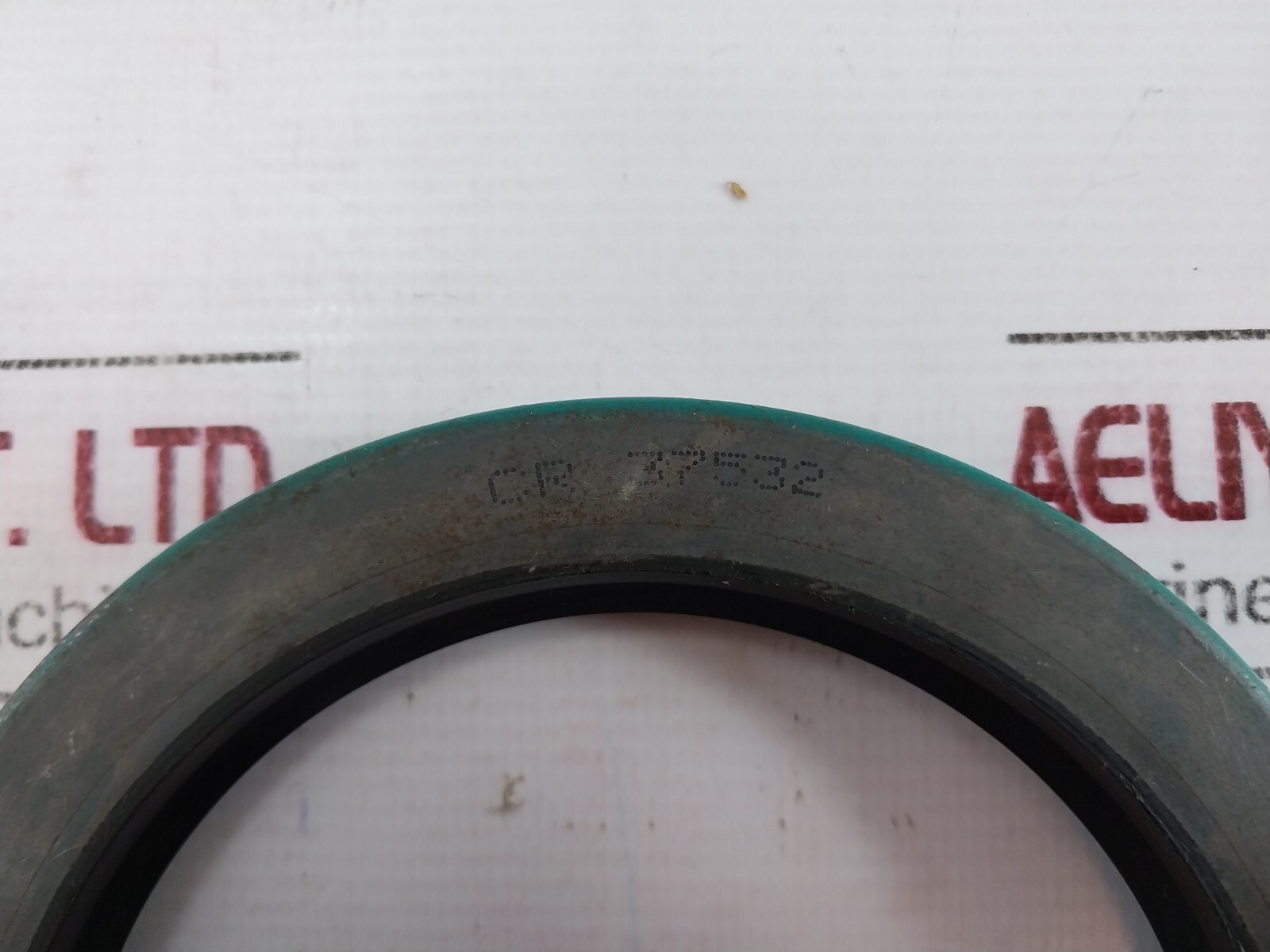 Lot of 2X SKF CR 37532 Oil Seal 80885645
