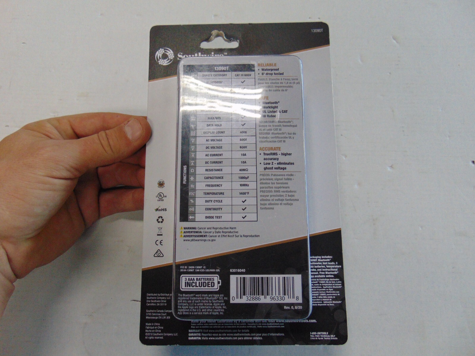 Southwire 13090T TechnicianPRO Cat IV 600V True RMS Precision Multi-Meter