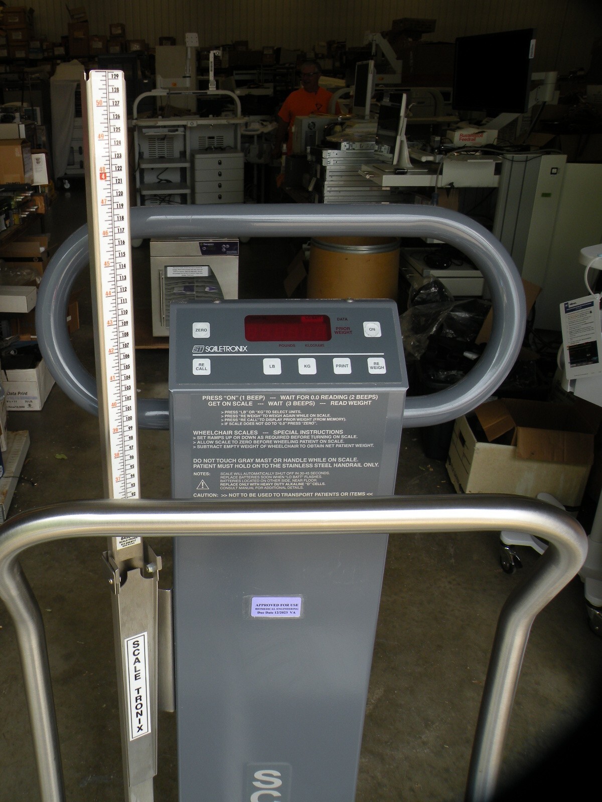 SCALE TRONIX 6702 MEDICAL WHEELCHAIR PLATFORM SCALE W/ HEIGHT MEASUREMENT BAR