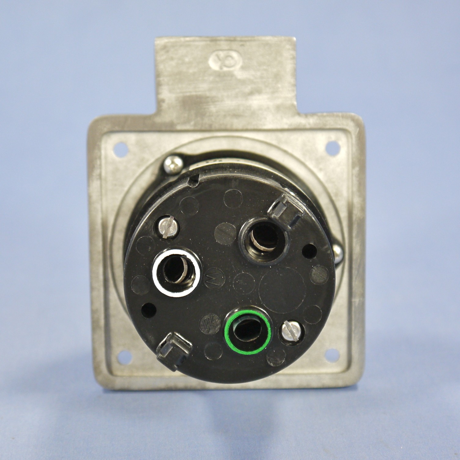 Leviton 6372-CR Turn Twist Locking Flanged Inlet Receptacle NON-Nema 50A 125V
