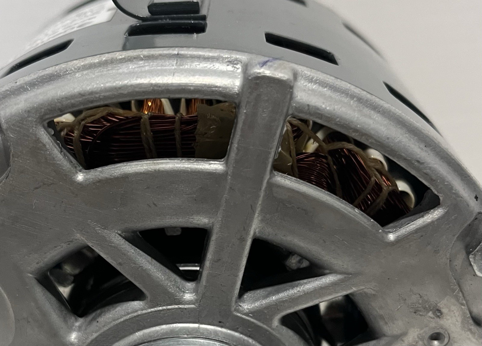 Genteq HC37TE114 Blower Motor 1/5 HP 115 V 1075 RPM 2.80 A