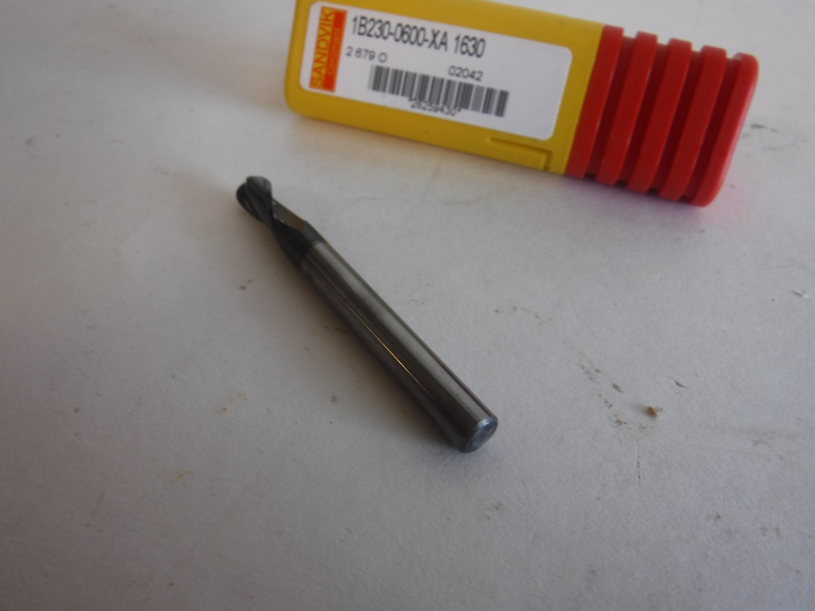 Sandvik Solid Carbide Ball Nose End Mill, 0.2362″ Cutting Dia. 1B230-0600-XA (T)