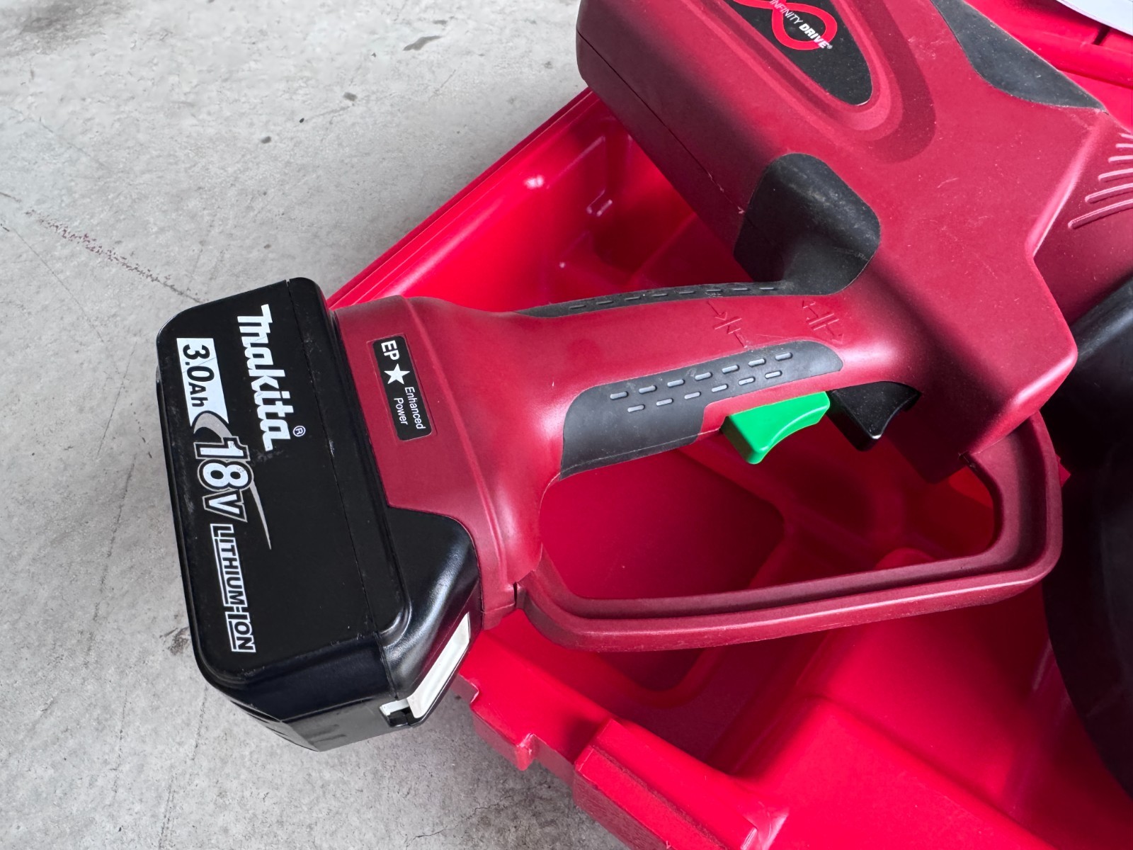 Excellent, Burndy PAT750-LI Hydraulic Crimper Patriot Crimping Tool w/ Batteries