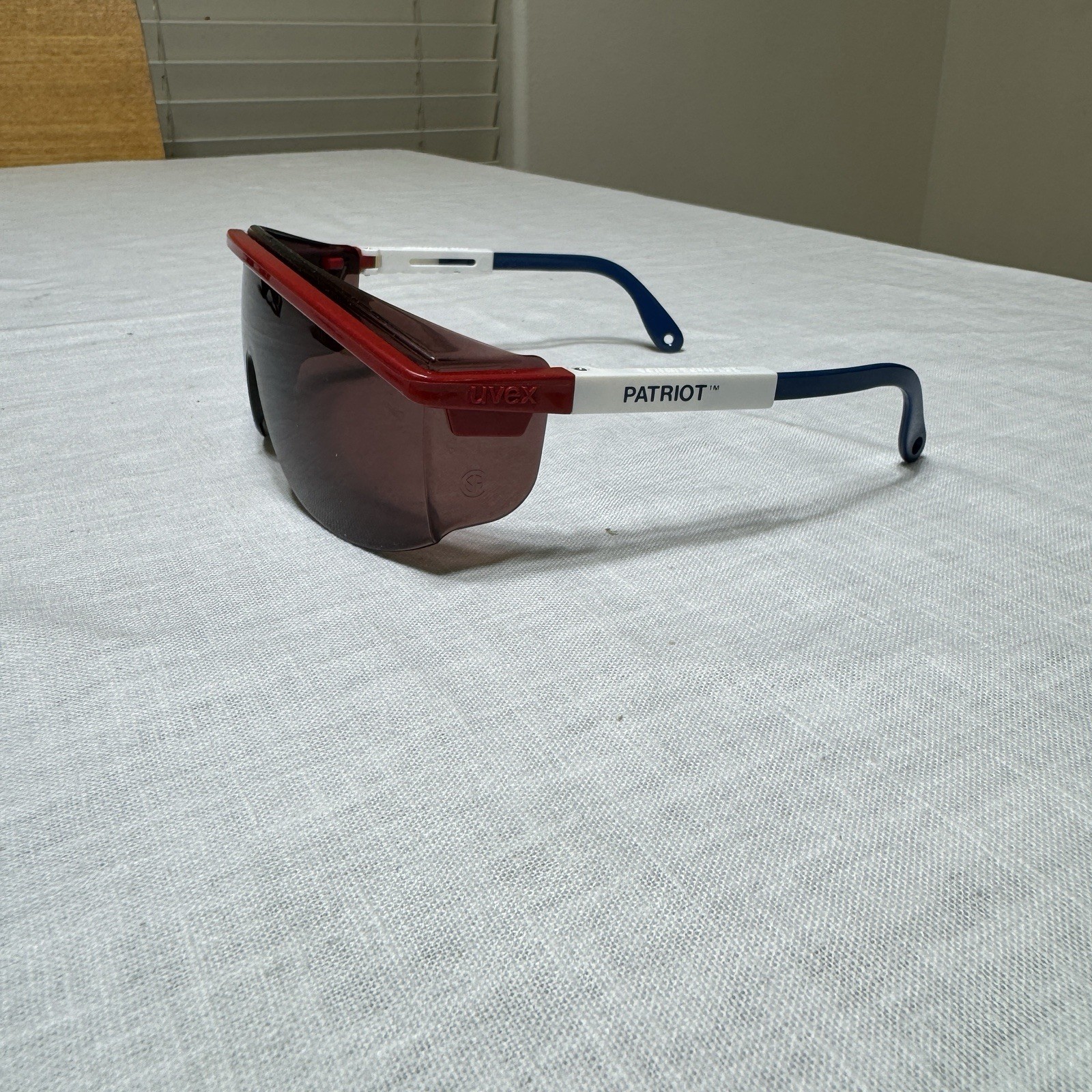 NOS UVEX Astrospec 3000 Patriot Frame Dark Lens Safety Glasses Made In USA