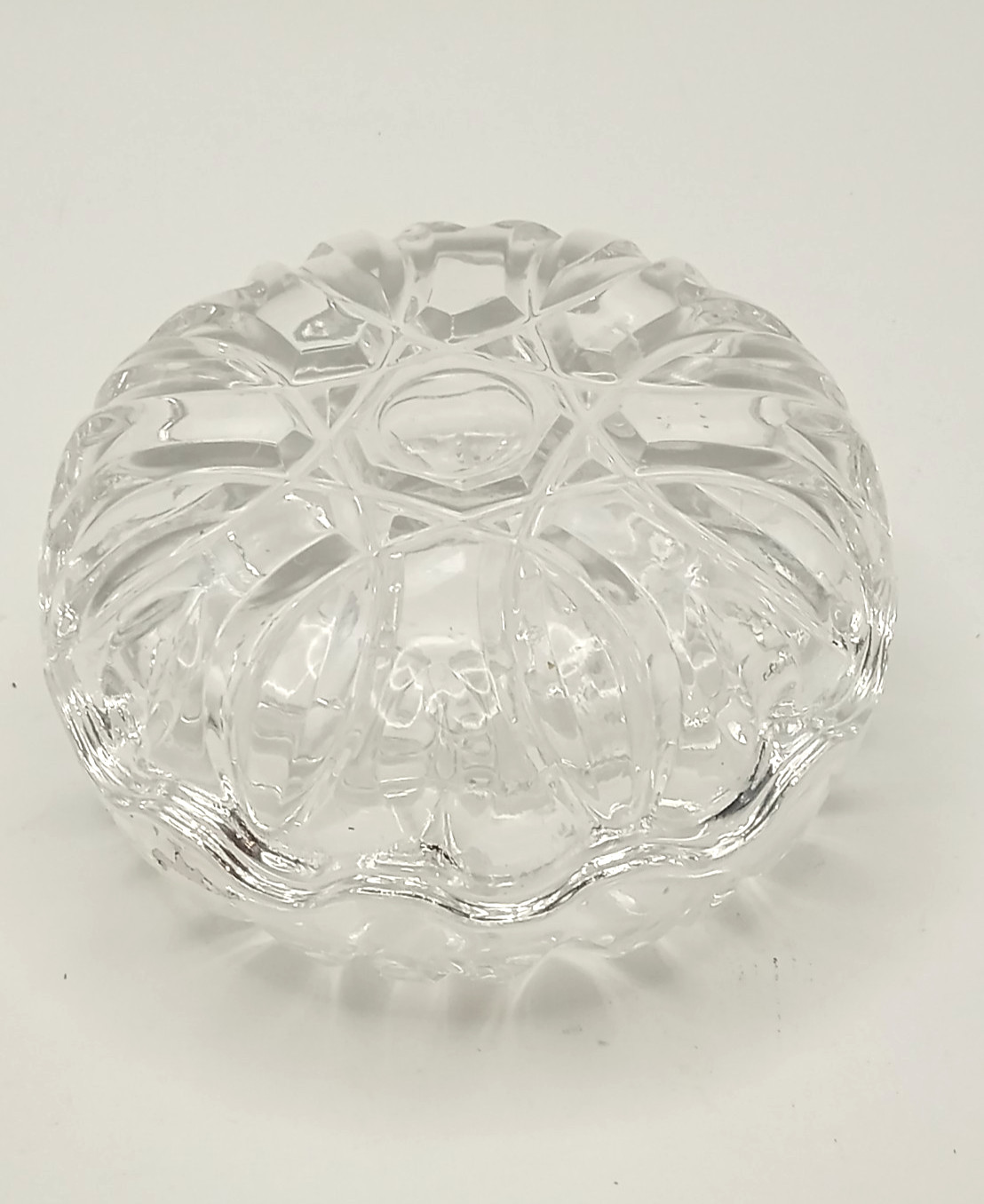 Vintage Clear Crystal Diamond Cut Round Trinket Box Scalloped Edge Jewelry Dish