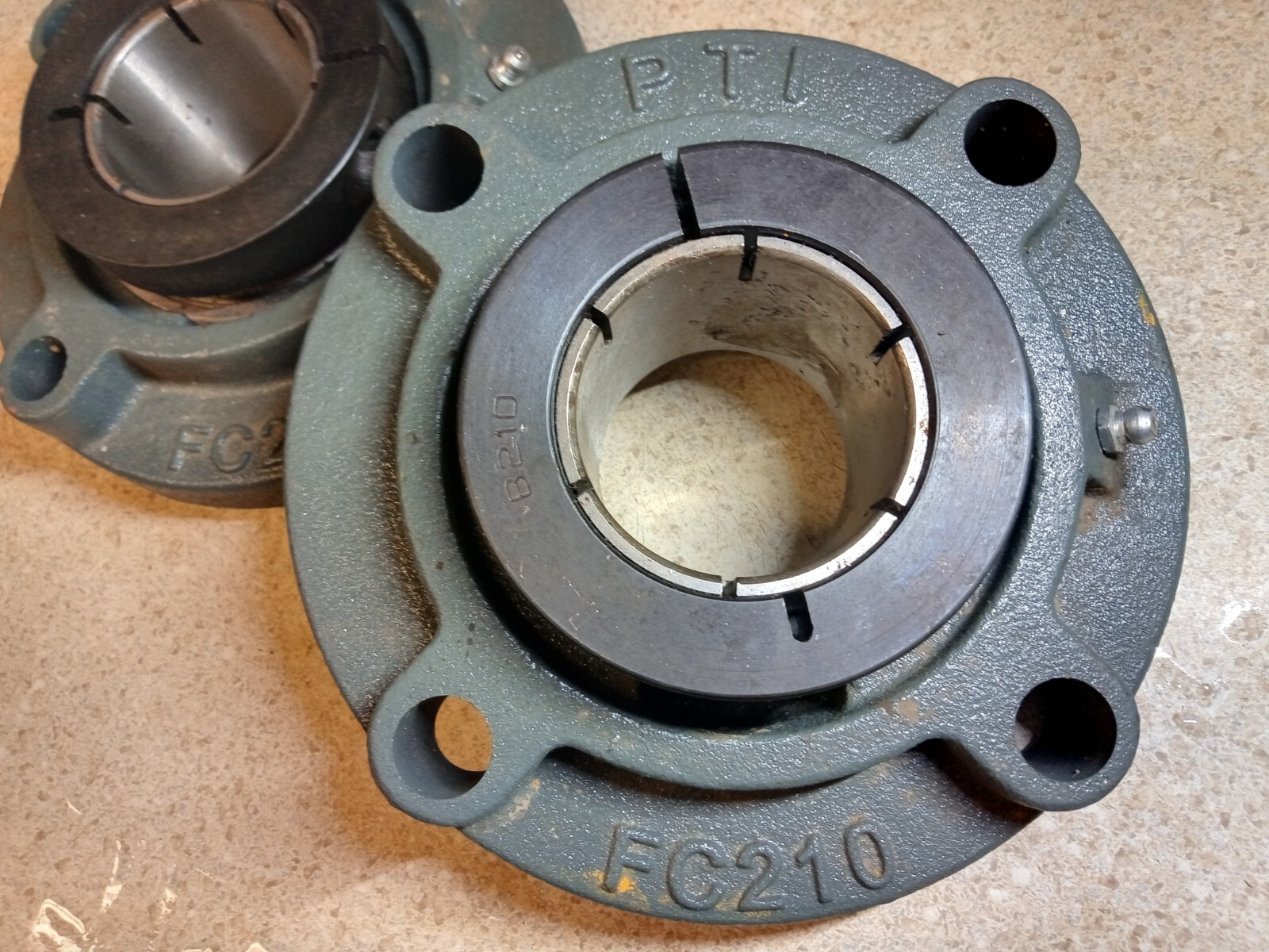 TWO PTI Piloted 4-Bolt Flange Mount Bearing 1-15/16″ CLFC210-31 Concentric Clamp