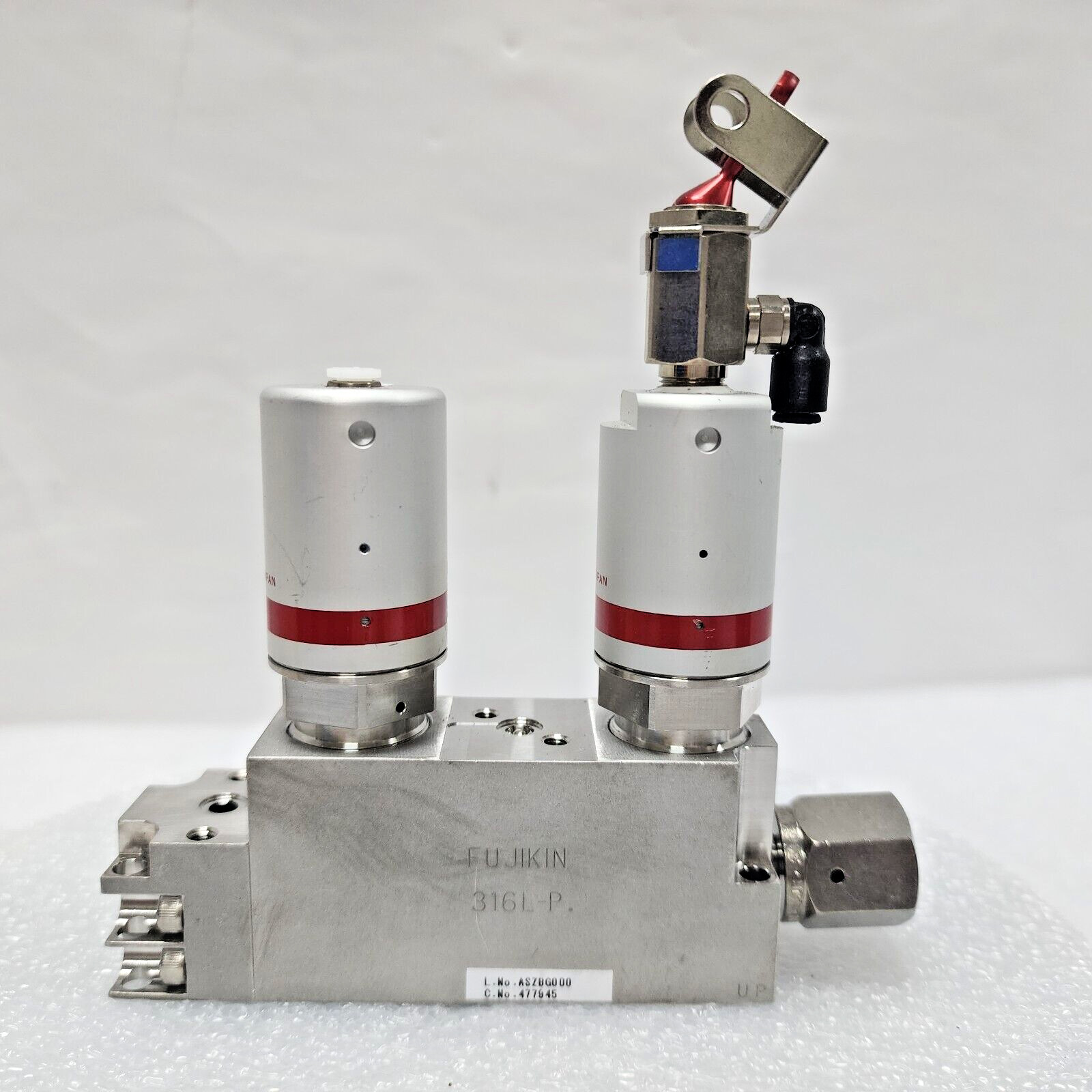 Fujikin 0.P. 0.5-0.6 MPa, C No. 477945, Type N.C Assy. Valve,Used,Japan_96974
