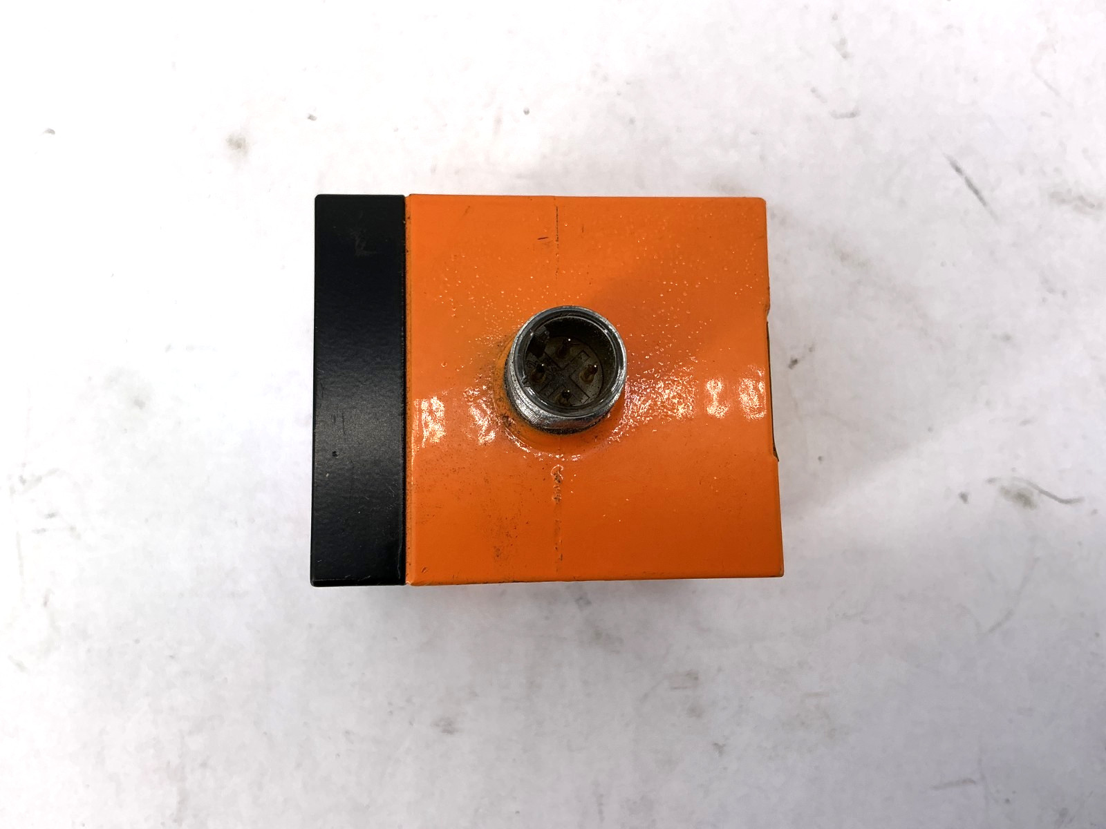 IFM O1D100 01DLF2KG Photoelectric Distance Sensor 01DLF3KG 0.2-10m 10-30V