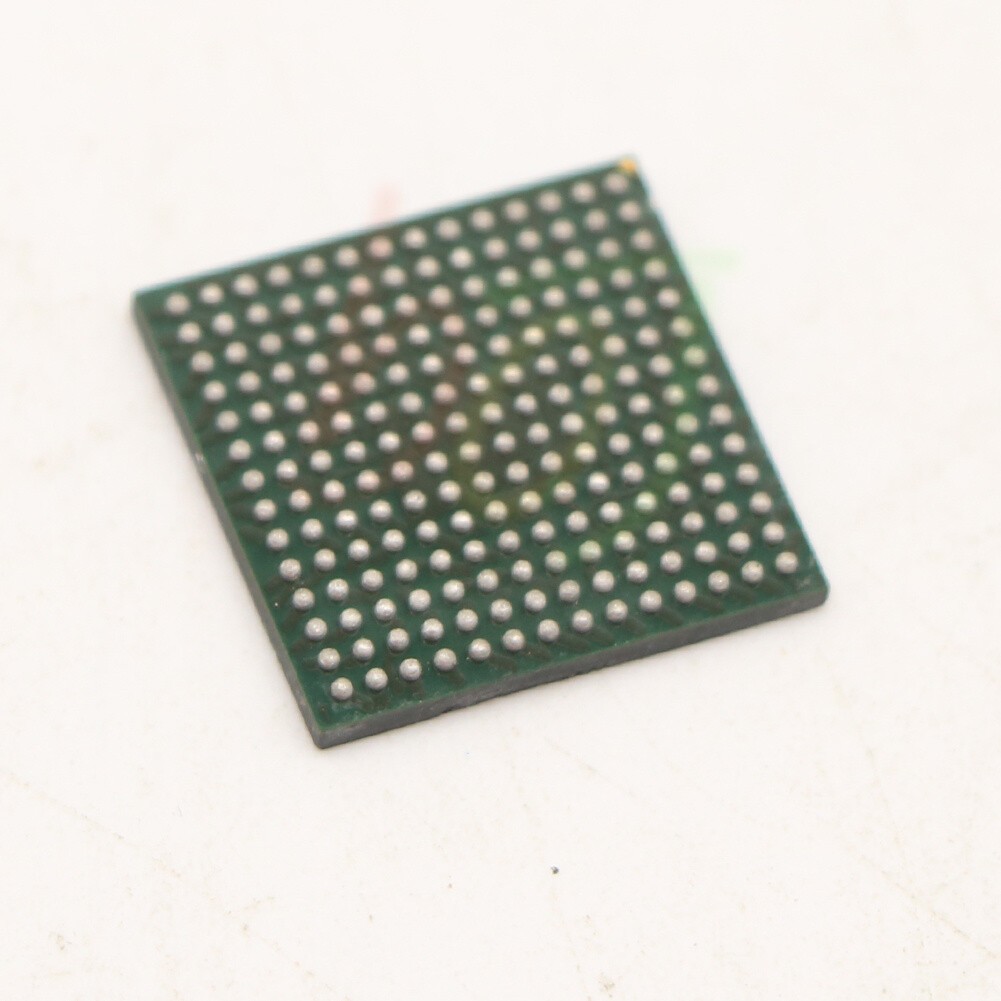 MCF5272CVM66 10Pcs FREESCALE 14+ BGA MCF5272CVM66K75N Freescale Microprocessor