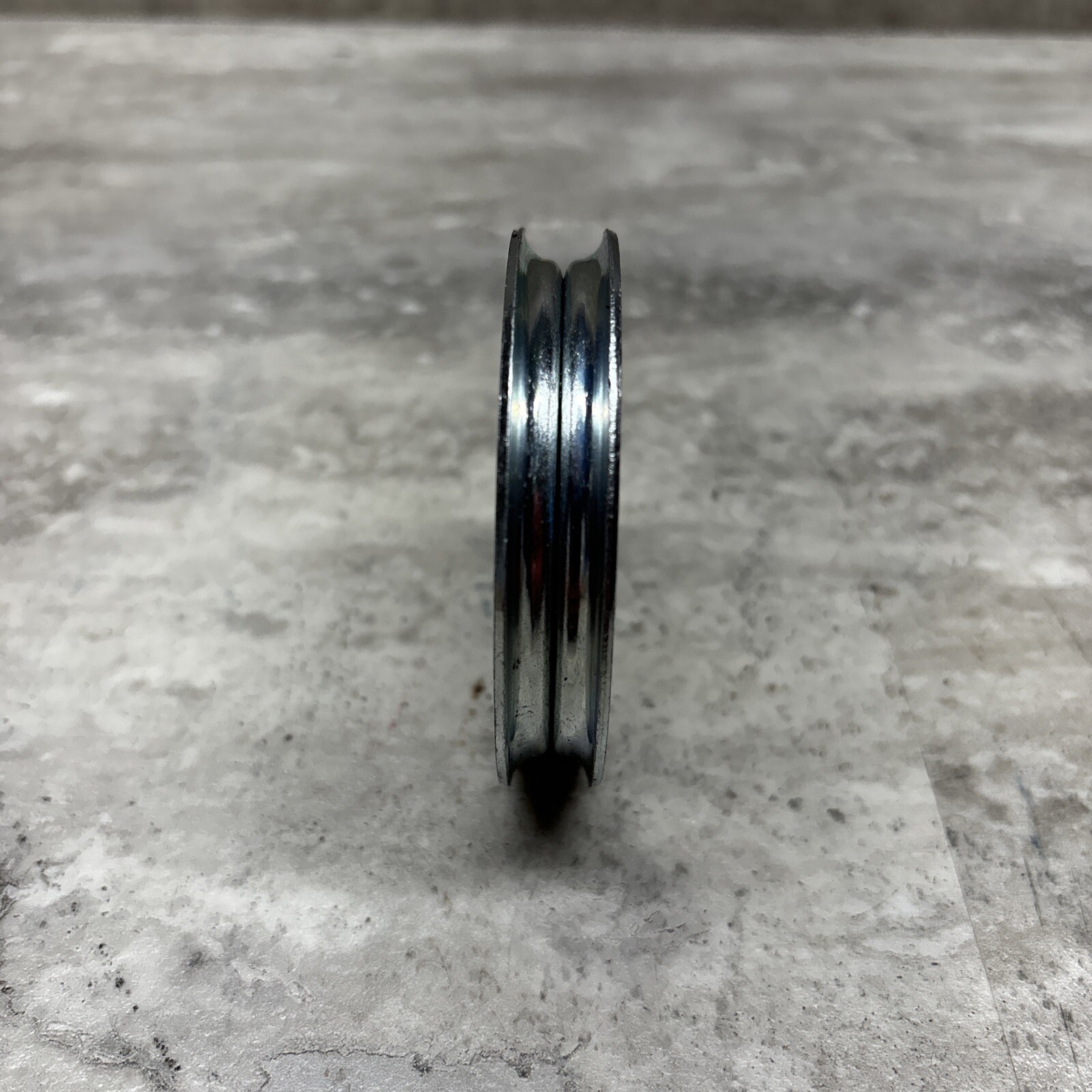 3164T13 Pulley W/ Bearing For Wire Rope, 2-7/8” OD X 1/4” Bore For 3/8” Diameter