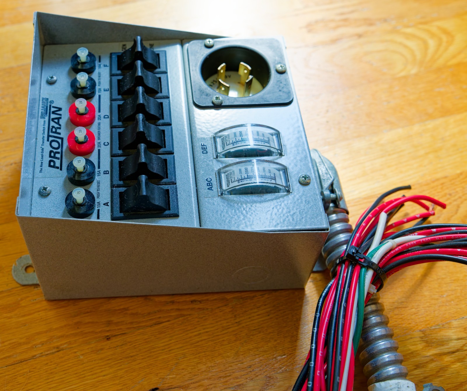 Reliance Controls 30216B 6 Circuit 30Amp Generator Standby Power Transfer Switch