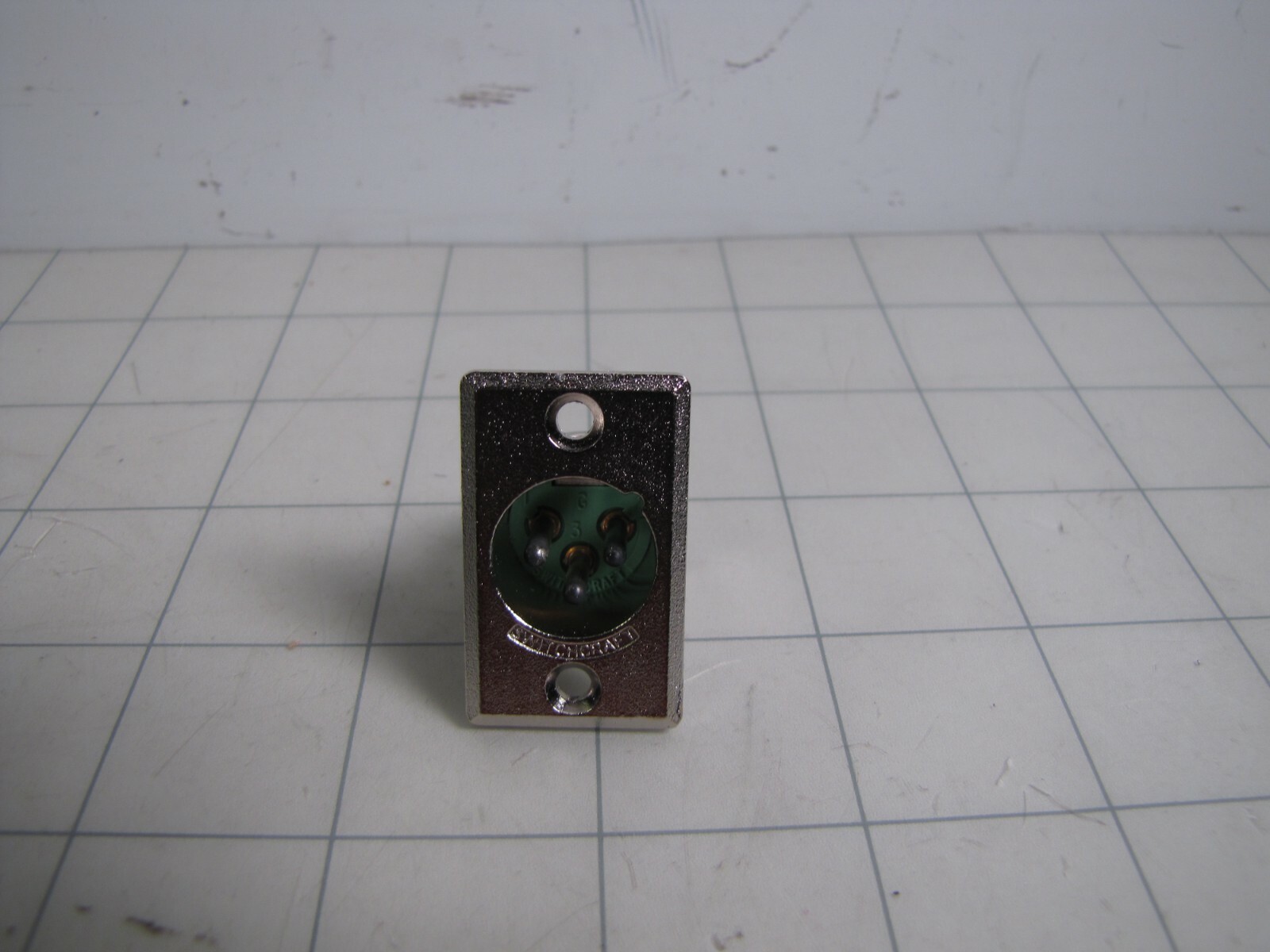 Switchcraft D3M 3-Pin Male XLR Panel Mount Plug NEW