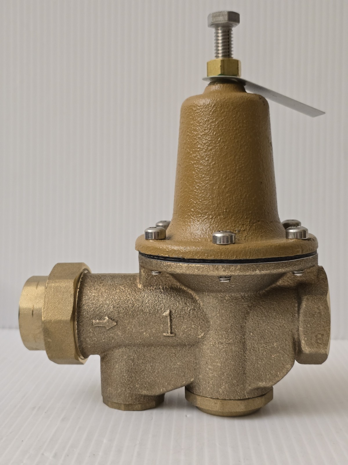 WATTS LF25AUB-Z3 1″ Water Pressure Reducing Valve 1-inch