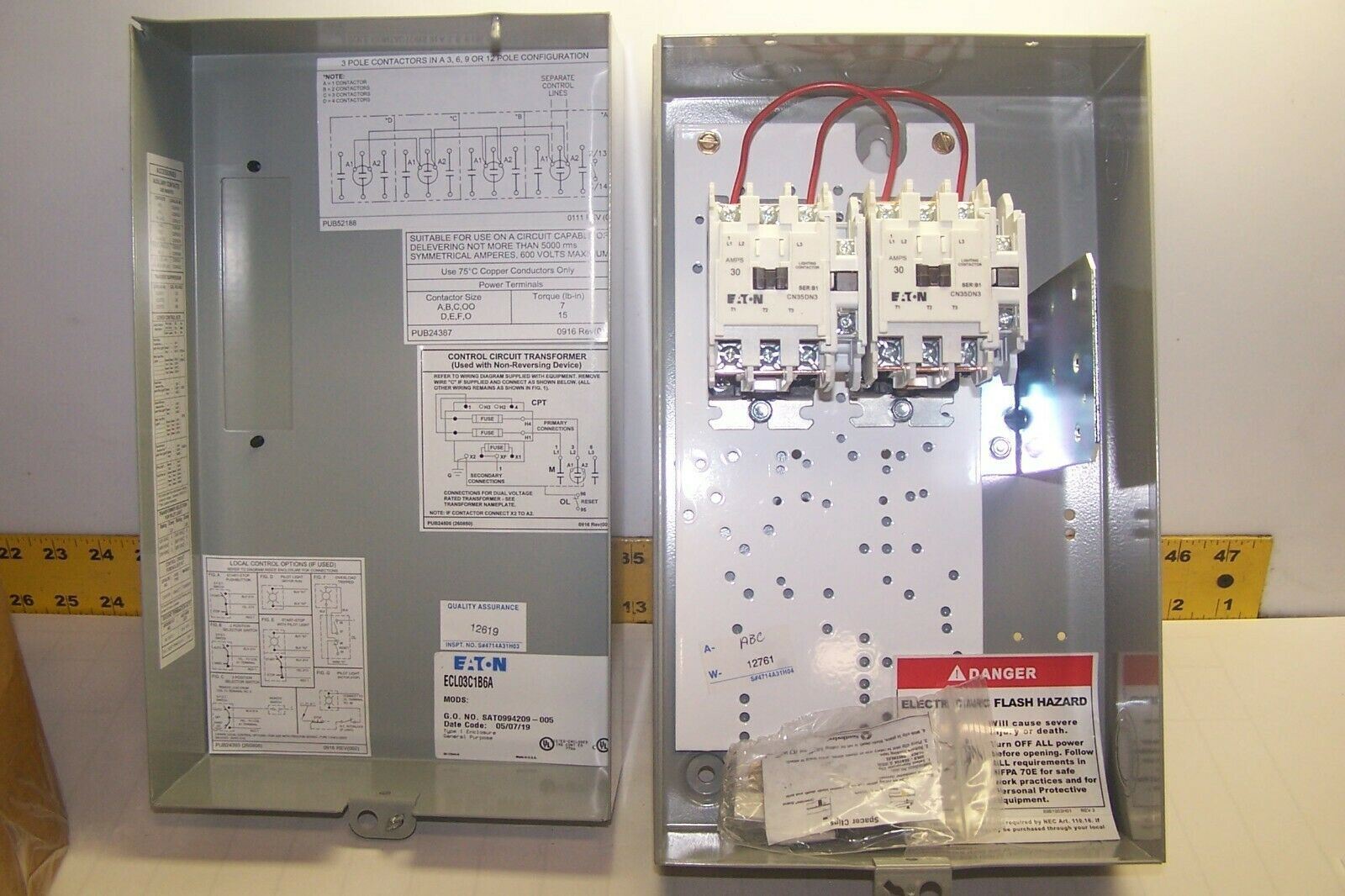 NEW EATON ELECTRICALLY HELD LIGHTING CONTACTOR 30 AMP 240V COIL ECL03C1B6A