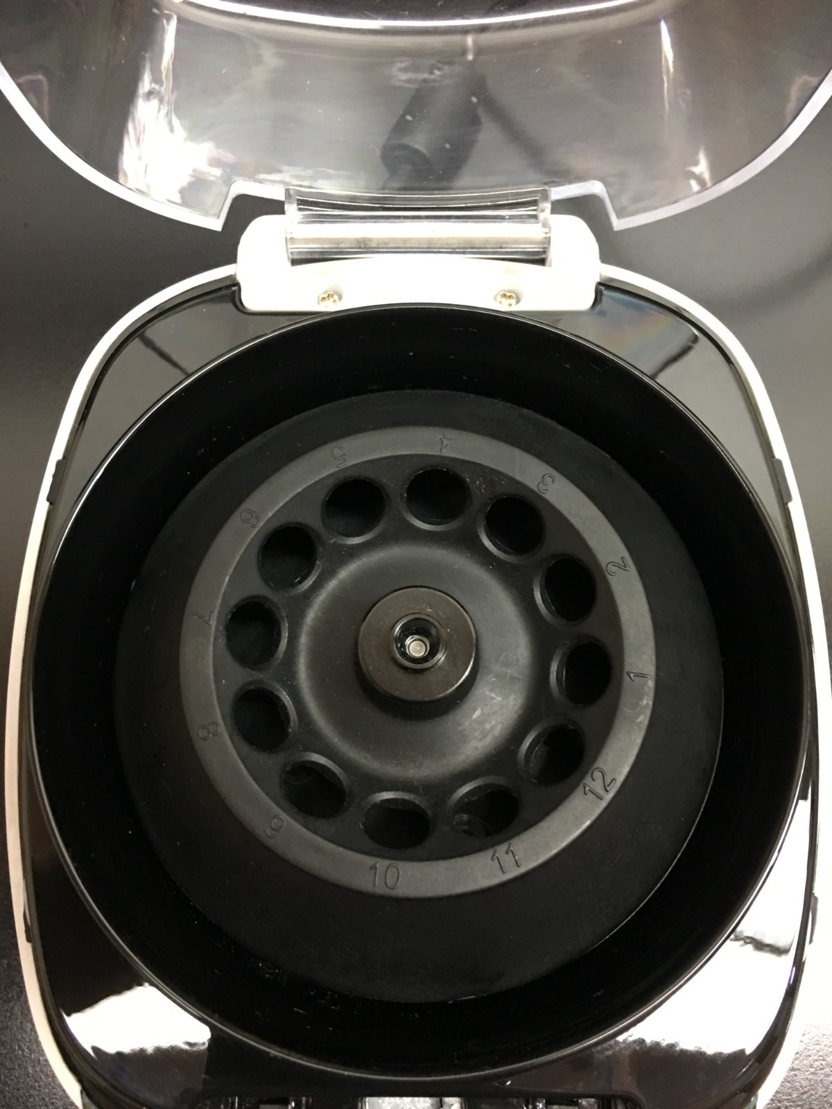 Fisherbrand Model Gusto Mini Centrifuge High Speed REF HSE09332 with WARRANTY