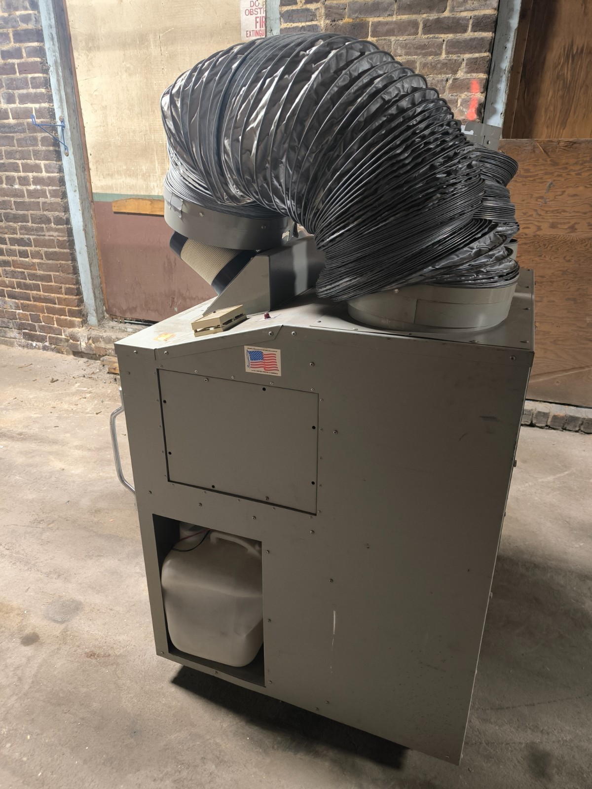 Air Rover XL2400 Commercial Portable Air Conditioner 27400 BTU/HR 208/230 V 1 PH