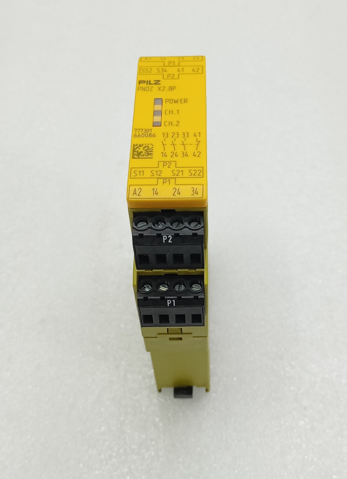 PILZ PNOZ X2.8P 777301 Safety Relay