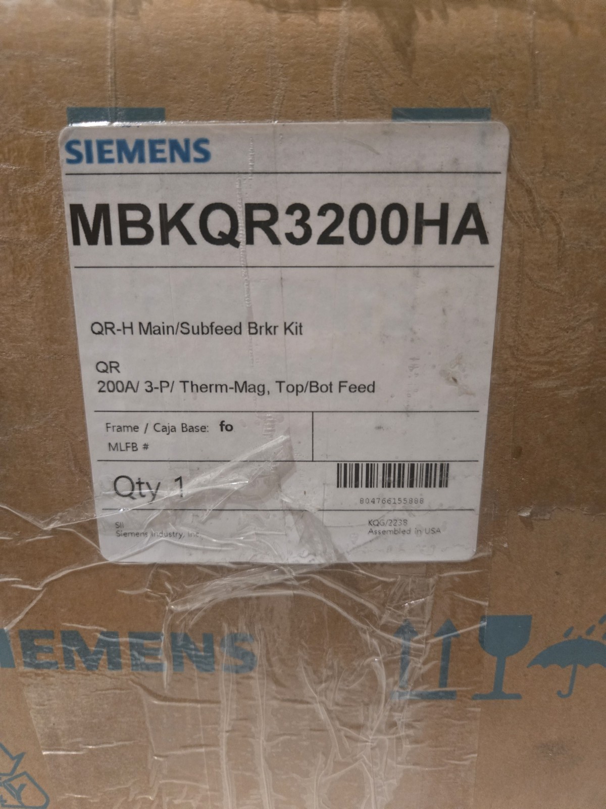 Siemens MBKQR3200HA 3-phase 200a Breaker With Mounting Kit