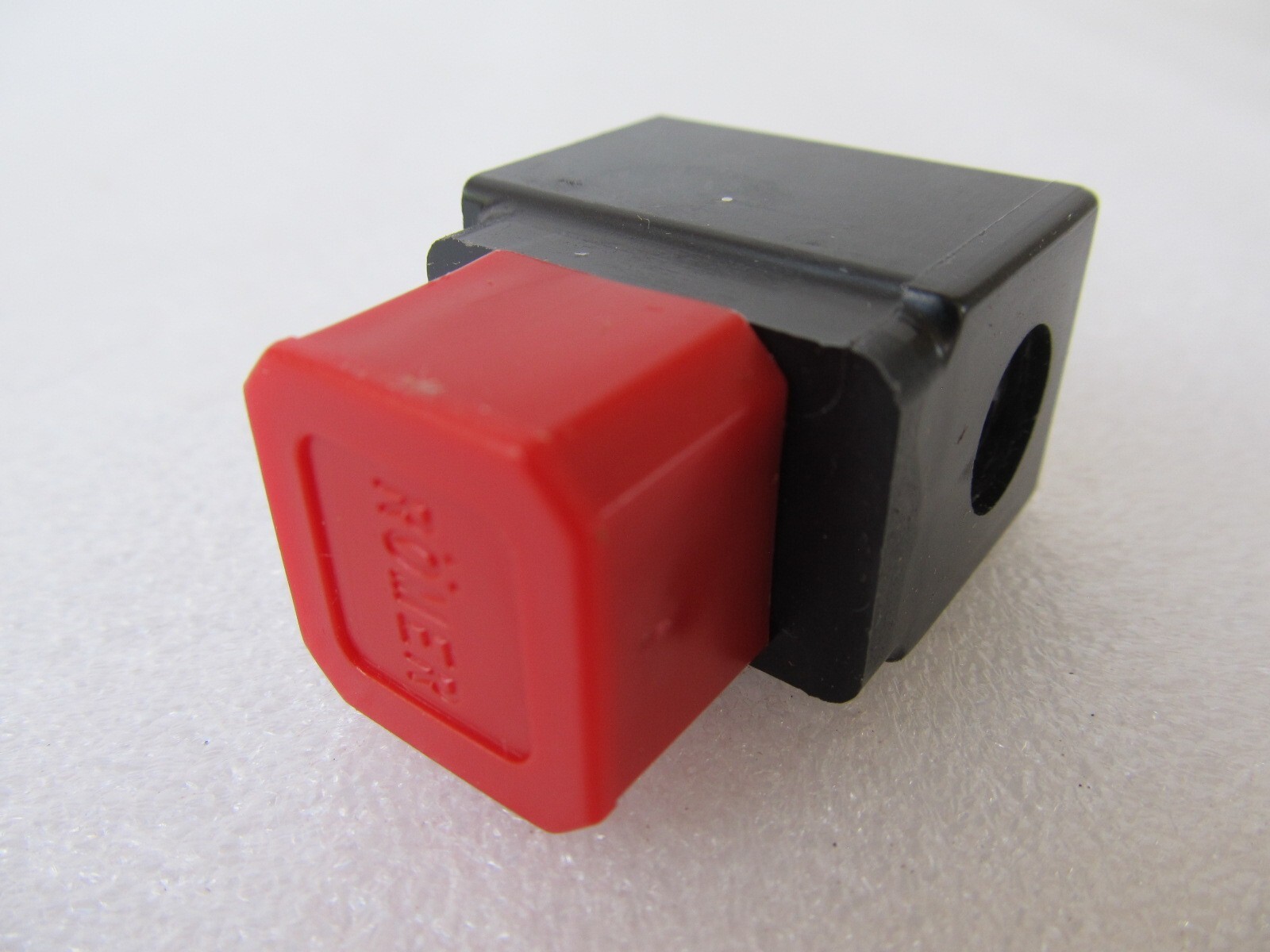 AVS-ROMER E22-110/50-60-HO Solenoid Valve 110V 50-60HZ NEW