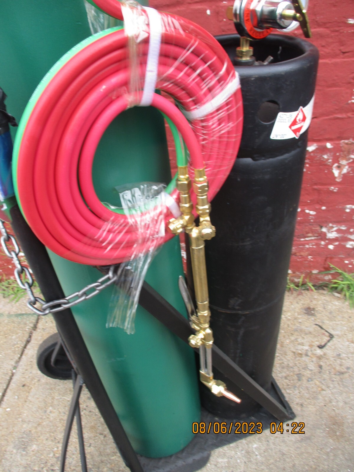 WELDING/CUTTING SET LARGE OXYGEN & ACETYLENE TANKS-CART-TORCH-GAUGES HOSE