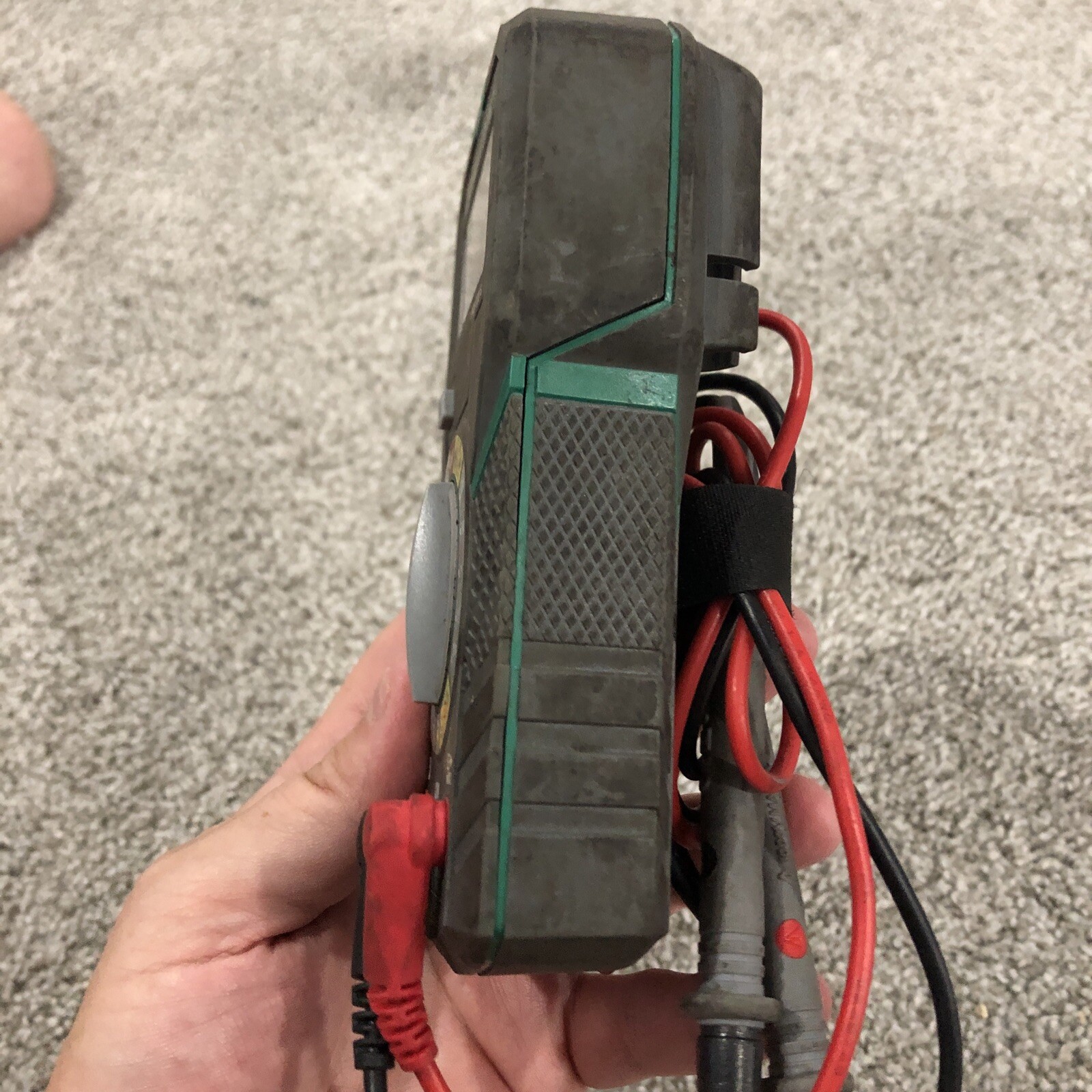 CE Manual-Ranging Digital Multimeter (MMM-8301S) With Wires