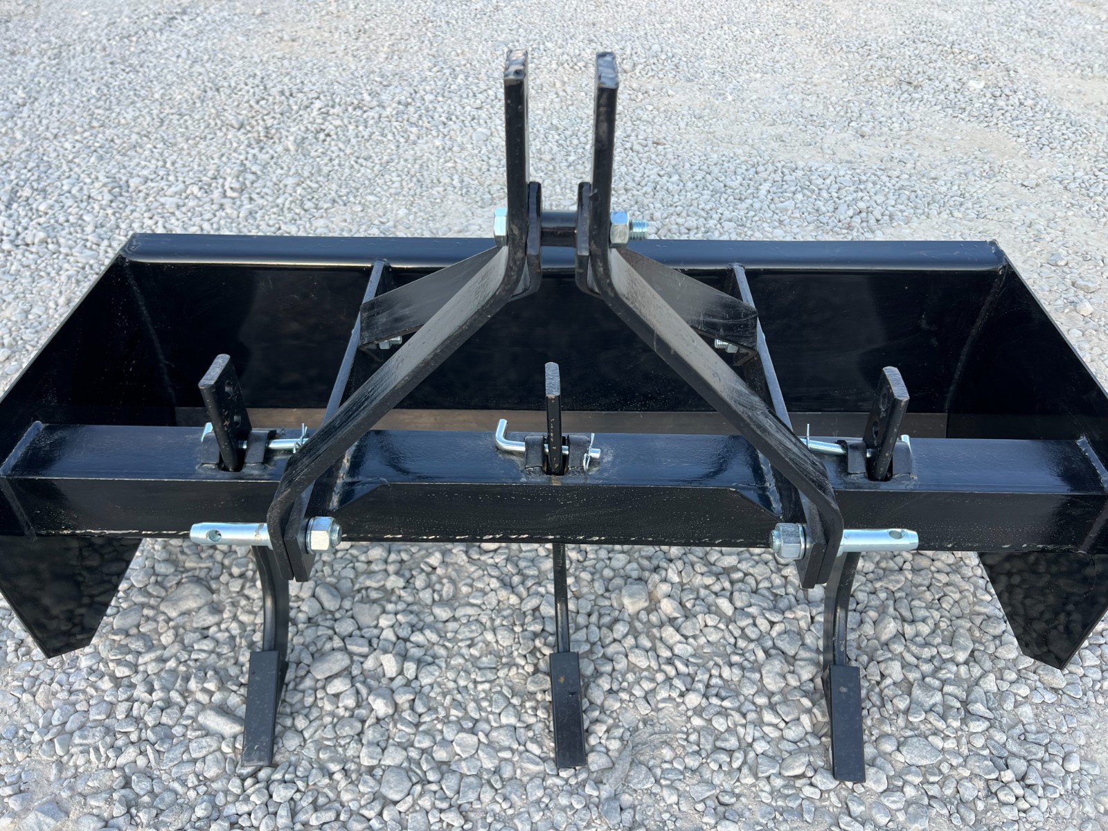 PROWORKS 48″ Box Blade 3 Point Hitch Tractor Scraper Grader 4 FT USA 3 Ripper