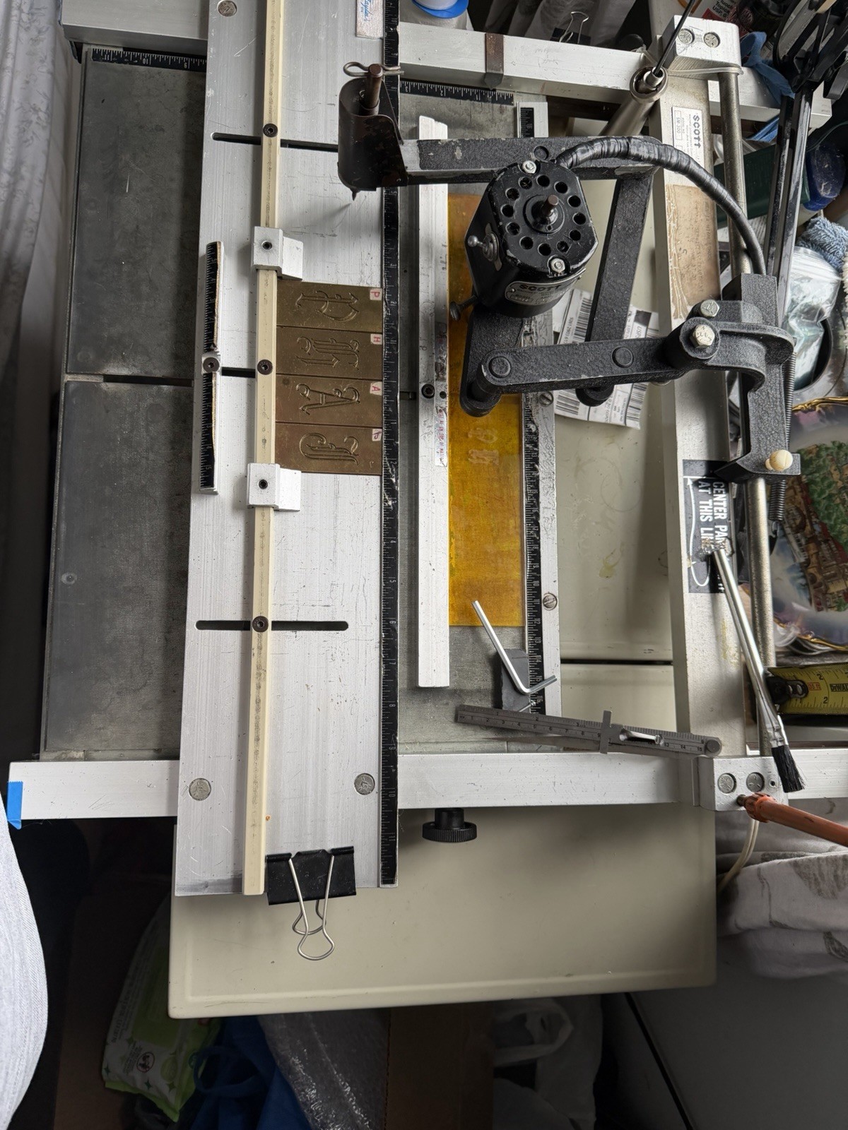 SCOTT SM-300 Manual Impact Sign Engraving Machine Metal Engraving Holder