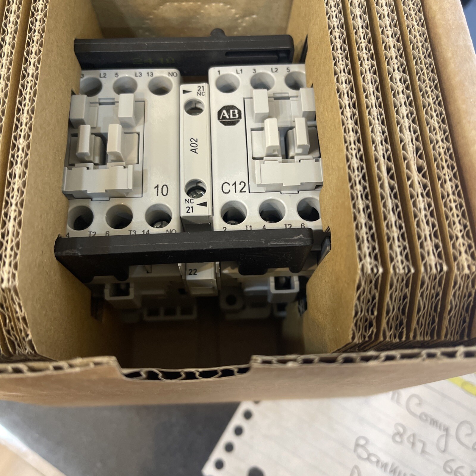ALLEN BRADLEY REVERSING CONTACTORS. 100-C12D22 120V