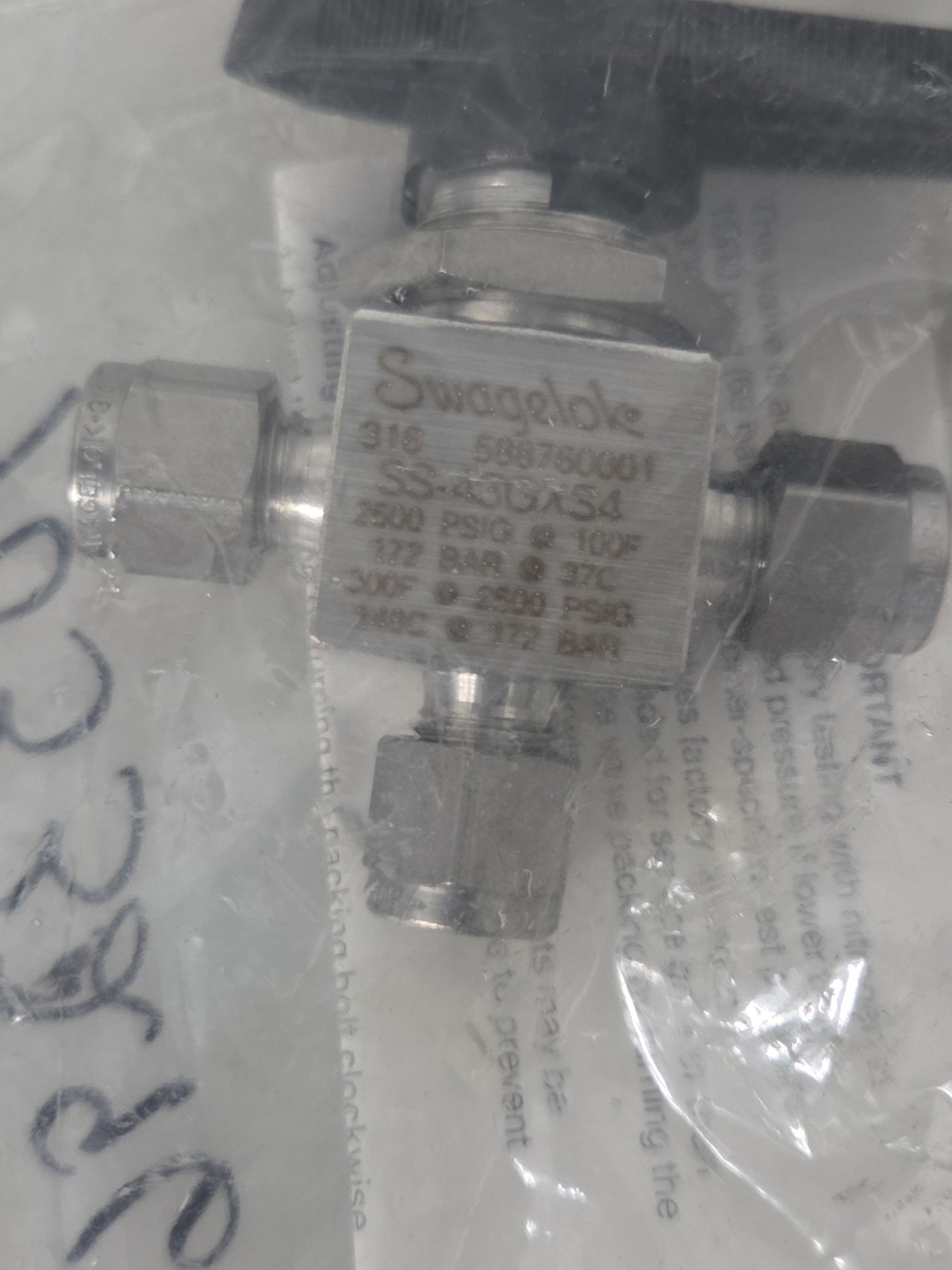 Swagelok SS-43GXS4 1/4” 40 Series Tubing 1 Piece 3-WayBall Valve Stainless Steel