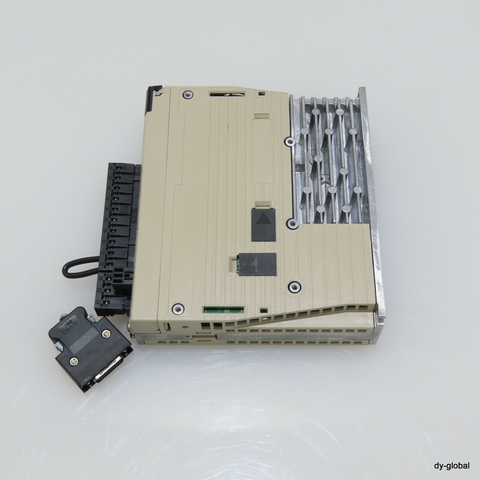 YASKAWA SIGMA5 Used SGDV-1R6A11A SERVOPACK 200W DRV-I-2593=9C17